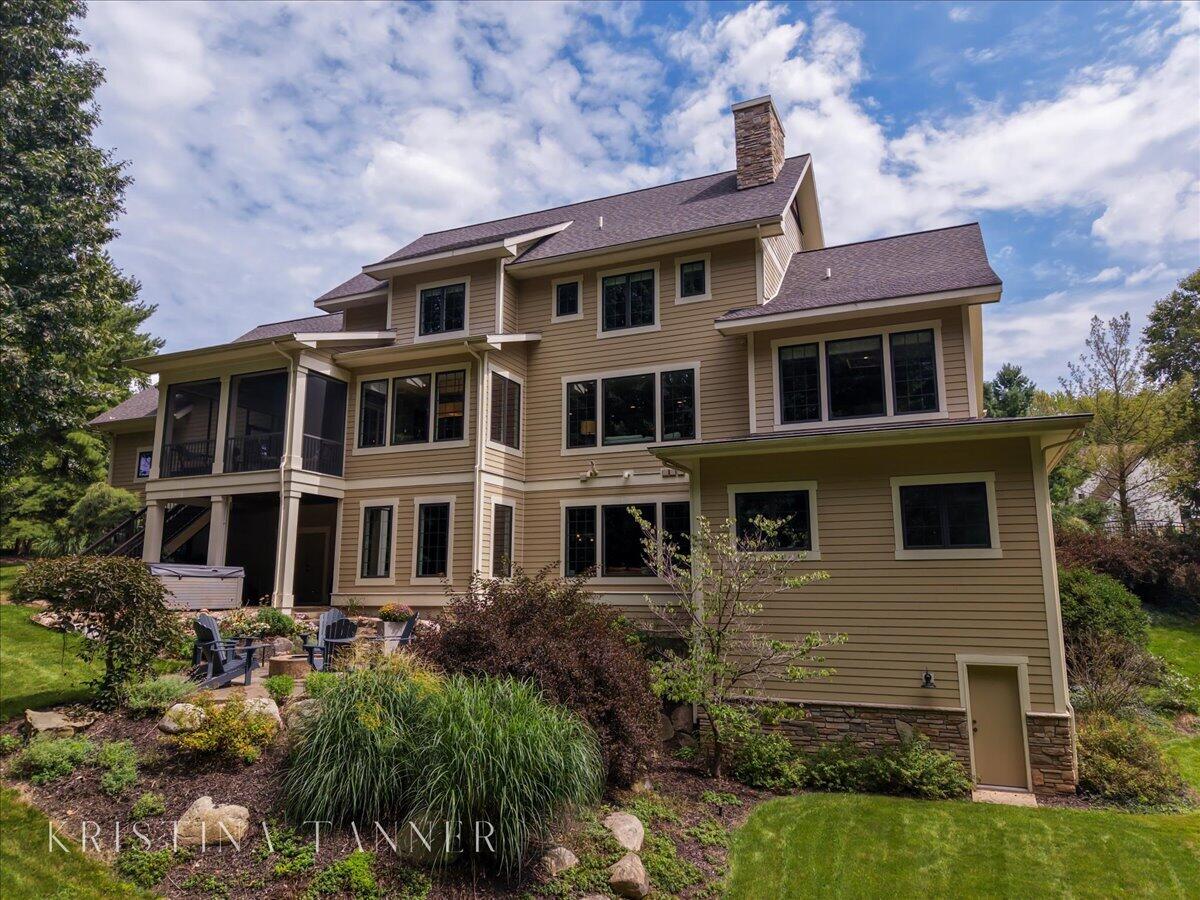 5782 Manchester Hills Drive SE Grand Rapids MI 49546
