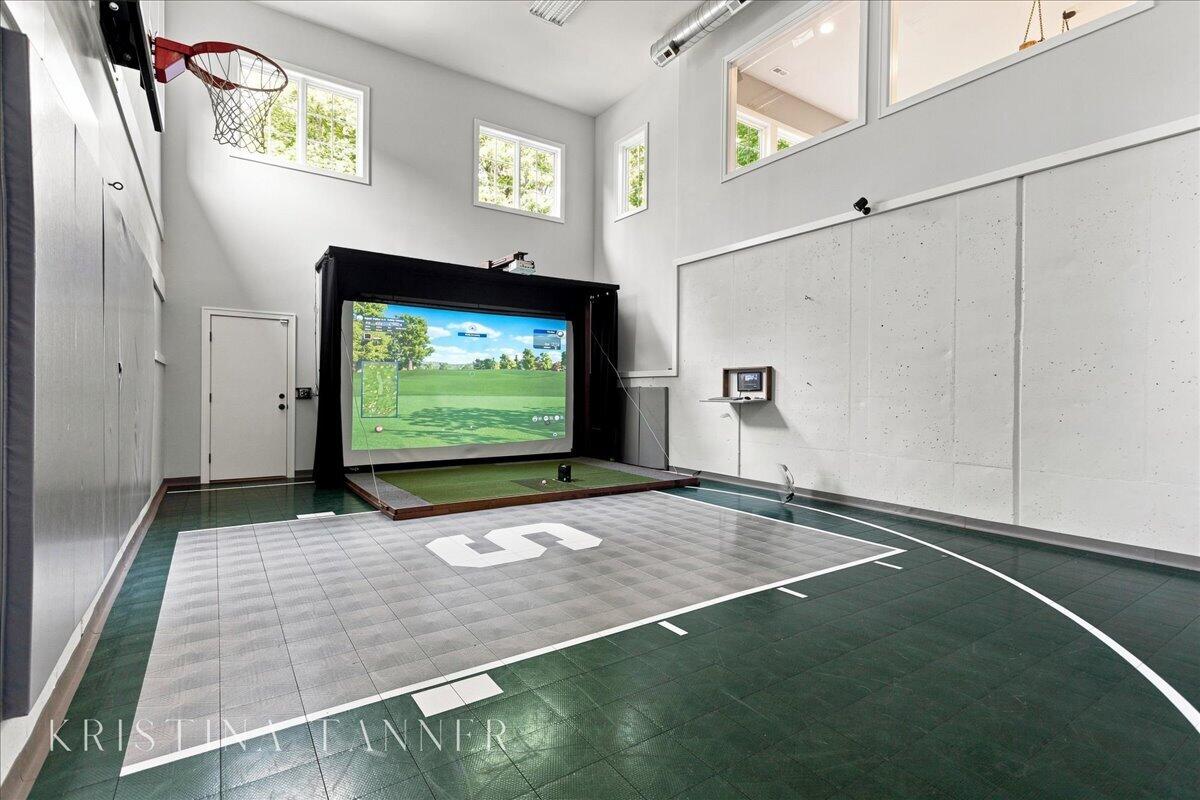 5782 Manchester Hills Drive SE Grand Rapids MI 49546