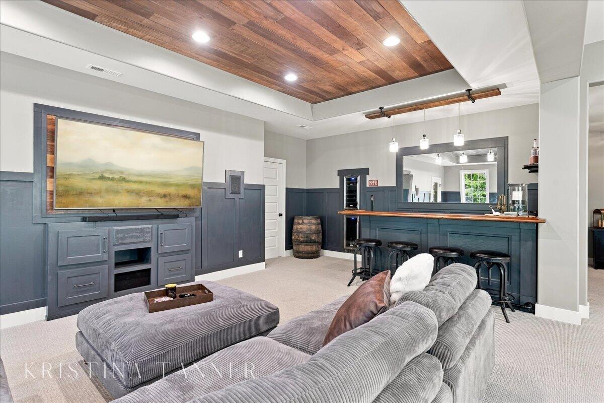 5782 Manchester Hills Drive SE Grand Rapids MI 49546