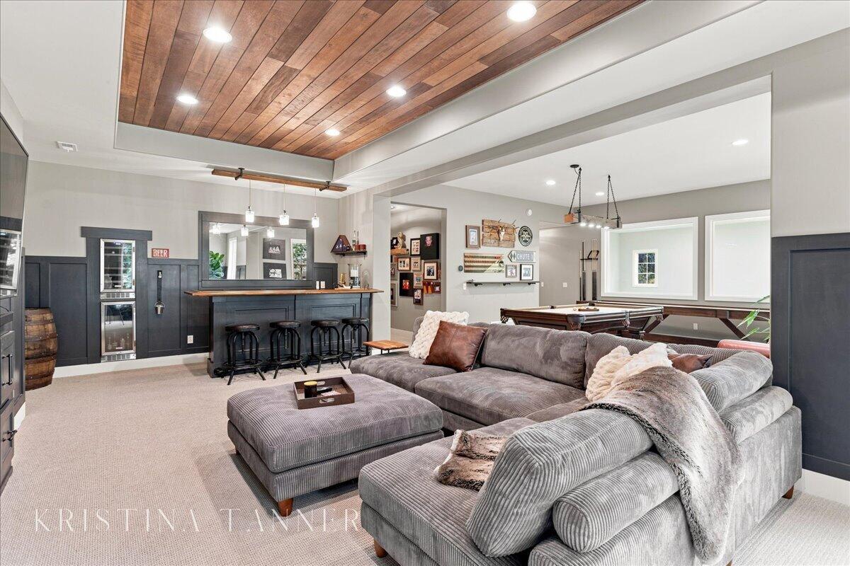 5782 Manchester Hills Drive SE Grand Rapids MI 49546