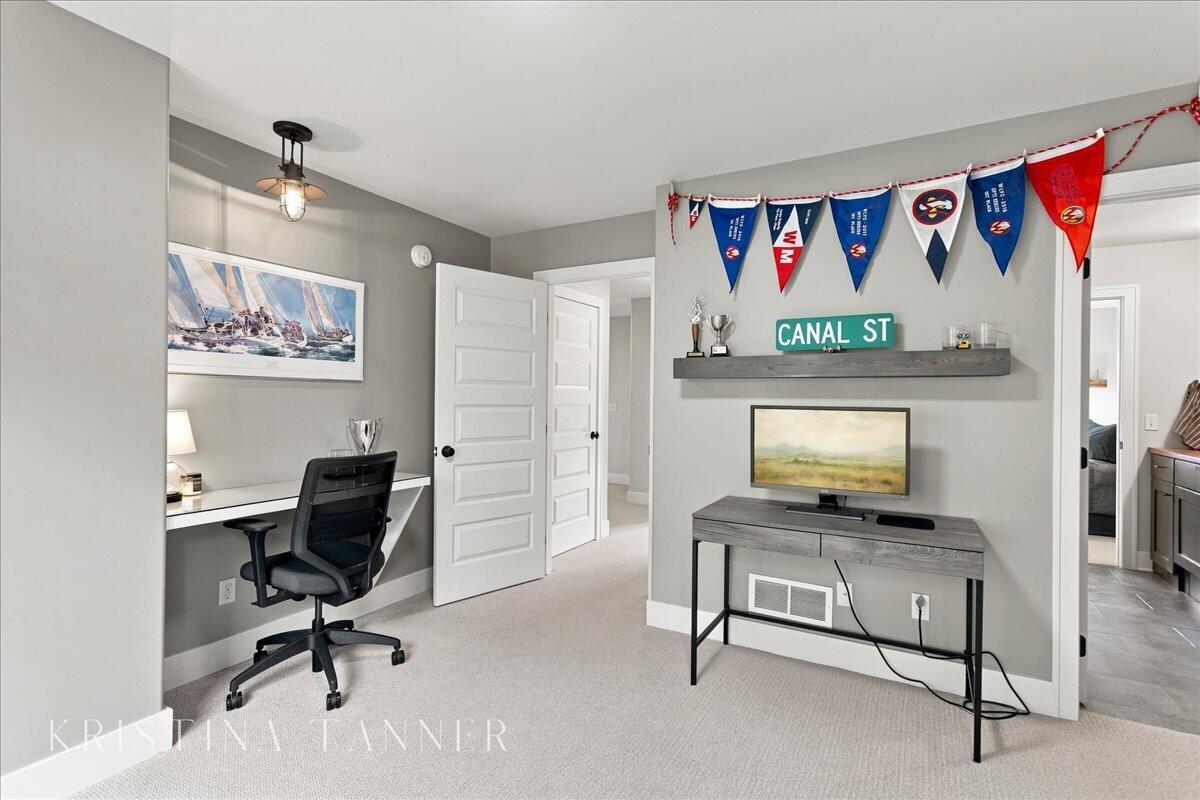 5782 Manchester Hills Drive SE Grand Rapids MI 49546