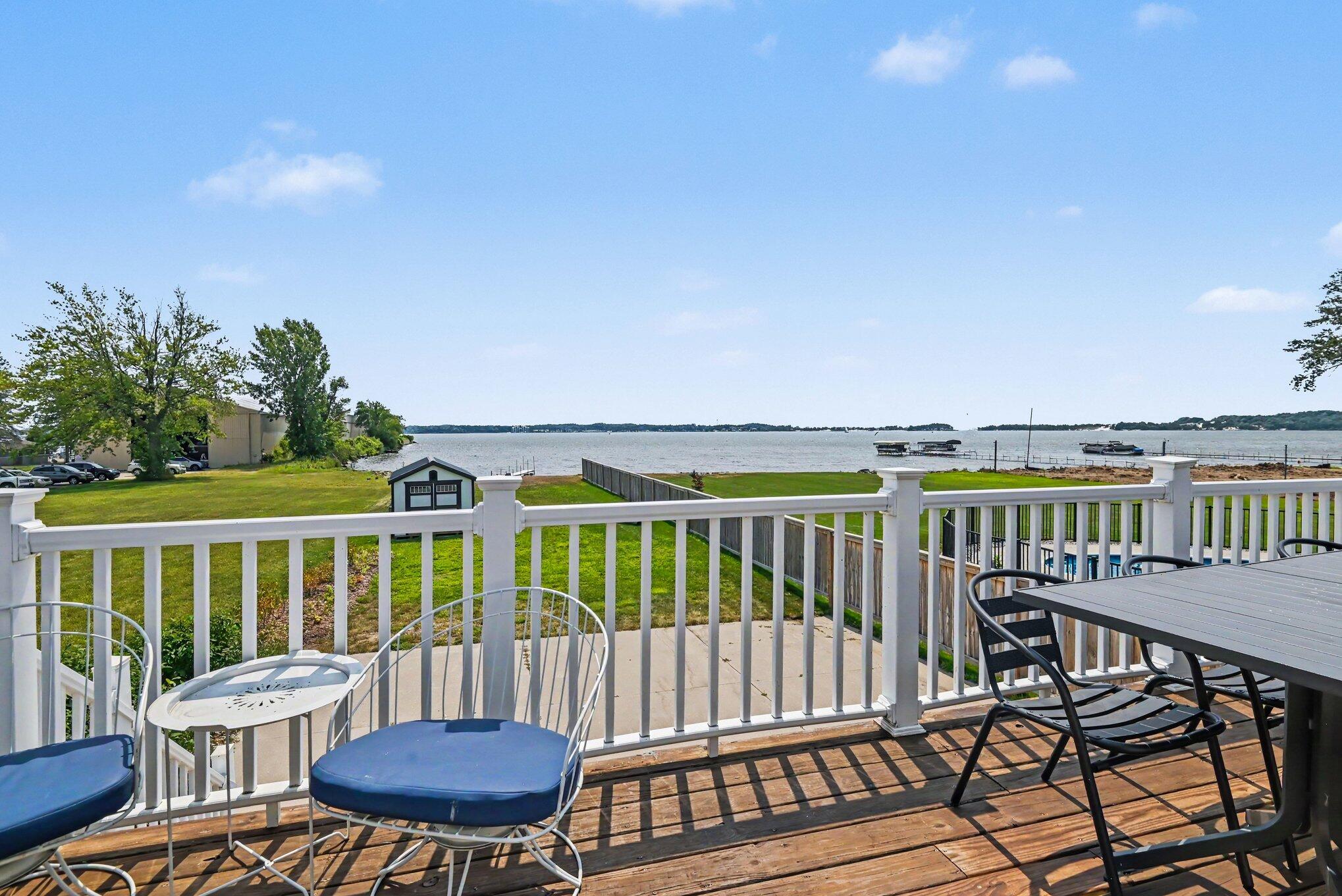 345 Ruddiman Drive Muskegon MI 49445