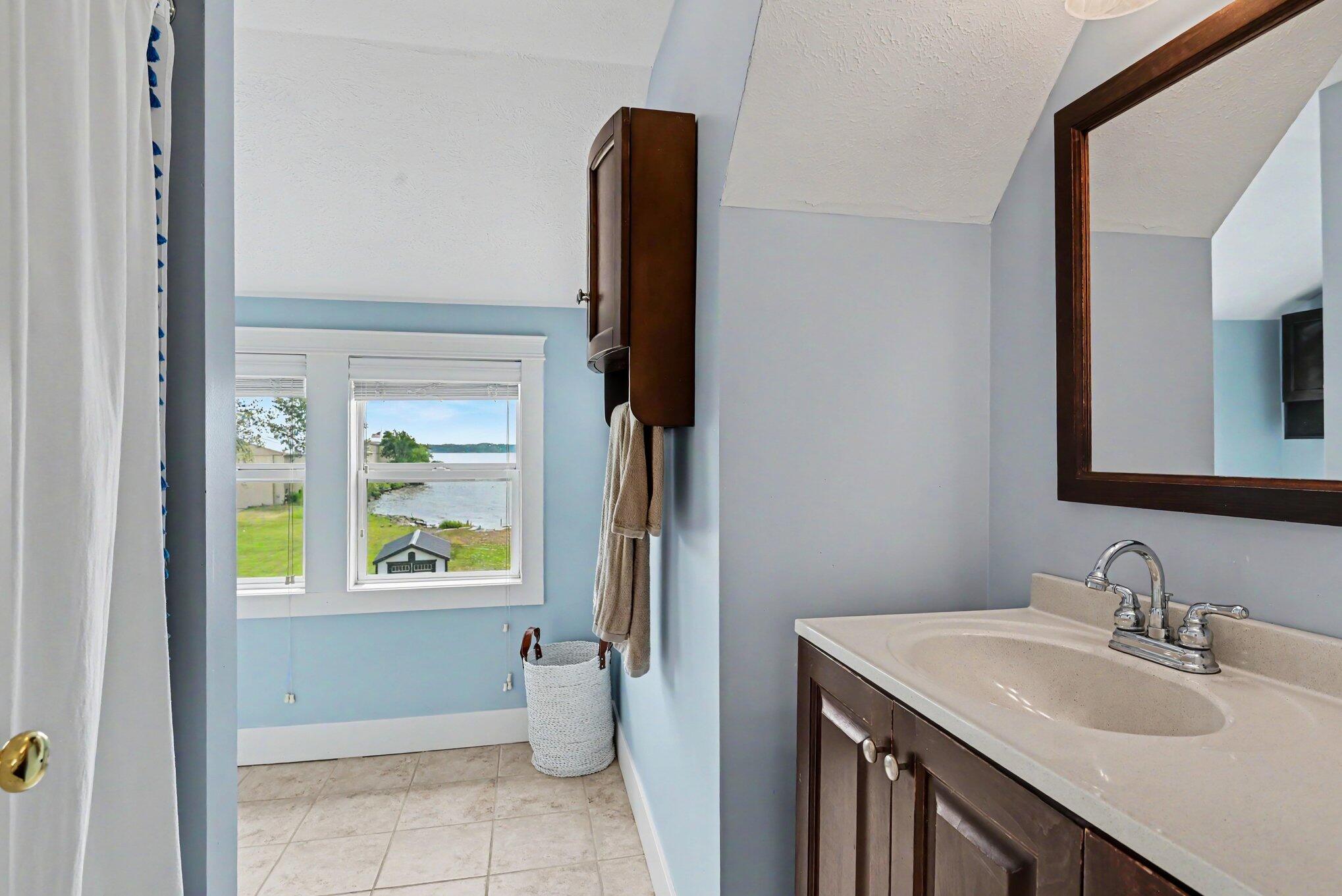 345 Ruddiman Drive Muskegon MI 49445