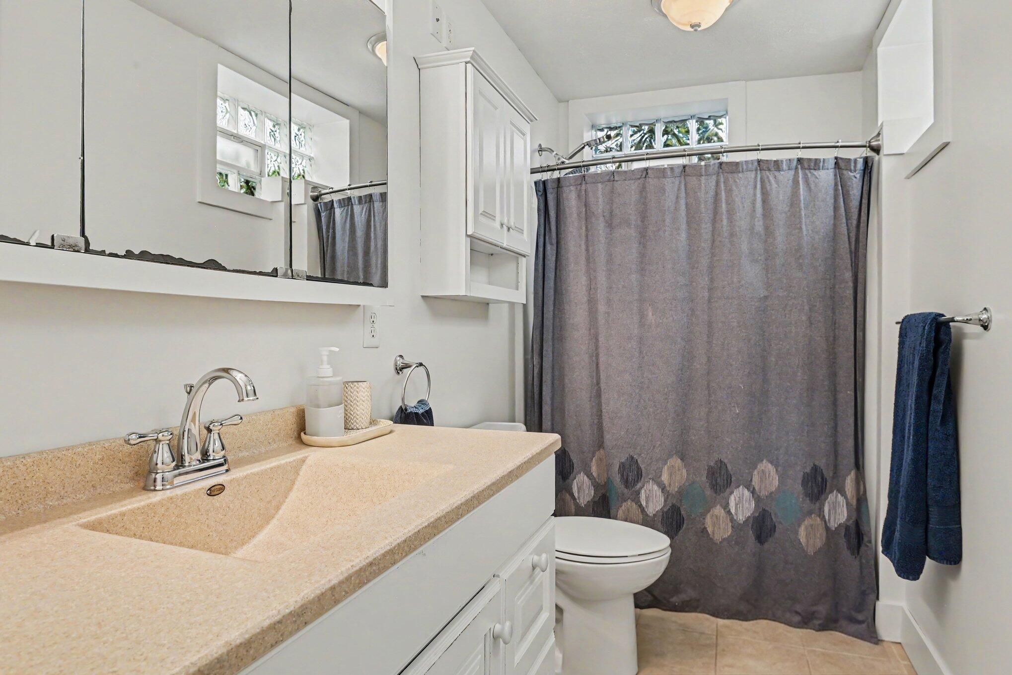345 Ruddiman Drive Muskegon MI 49445