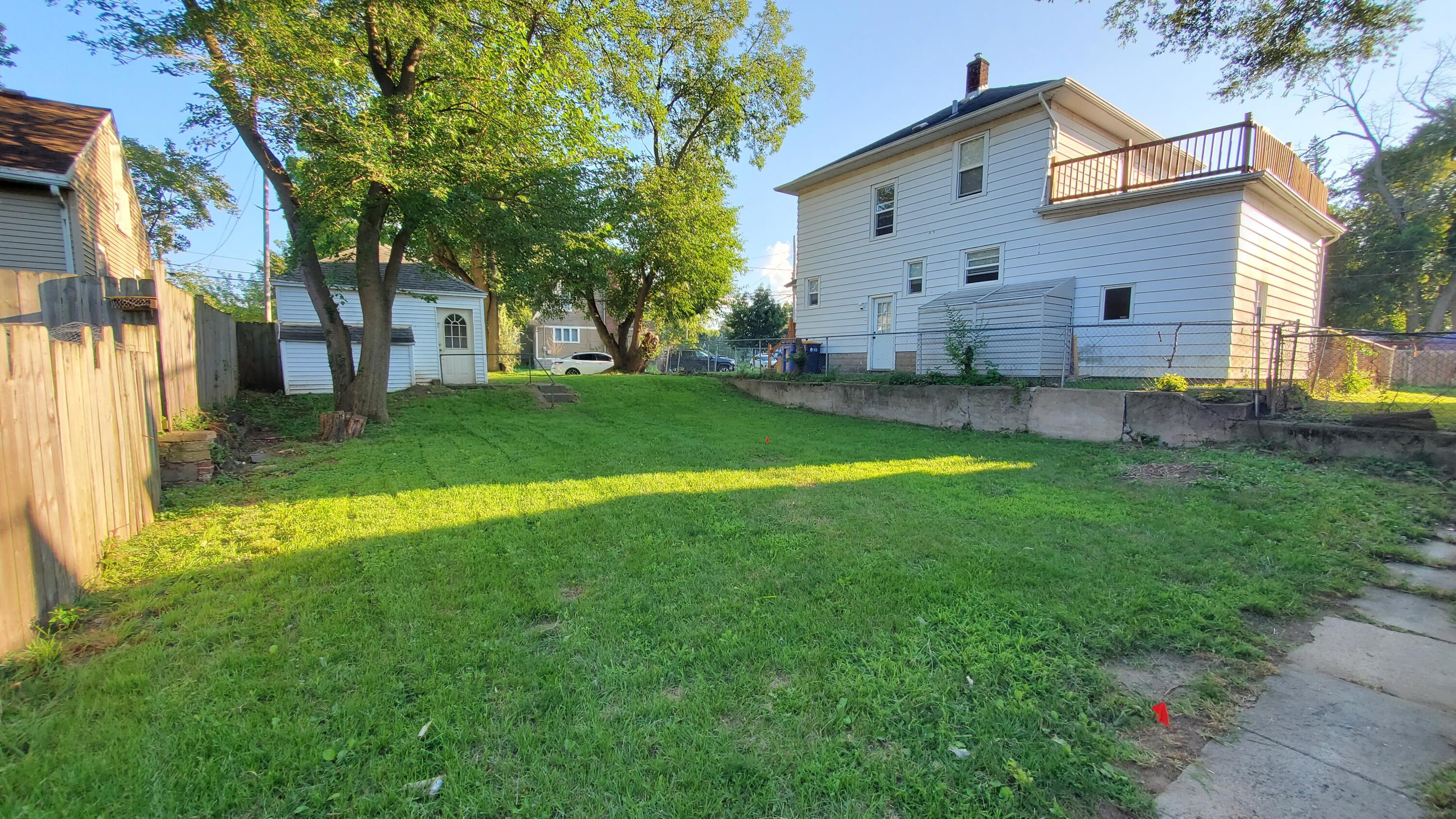 1106 Dickinson Street SE Grand Rapids MI 49507