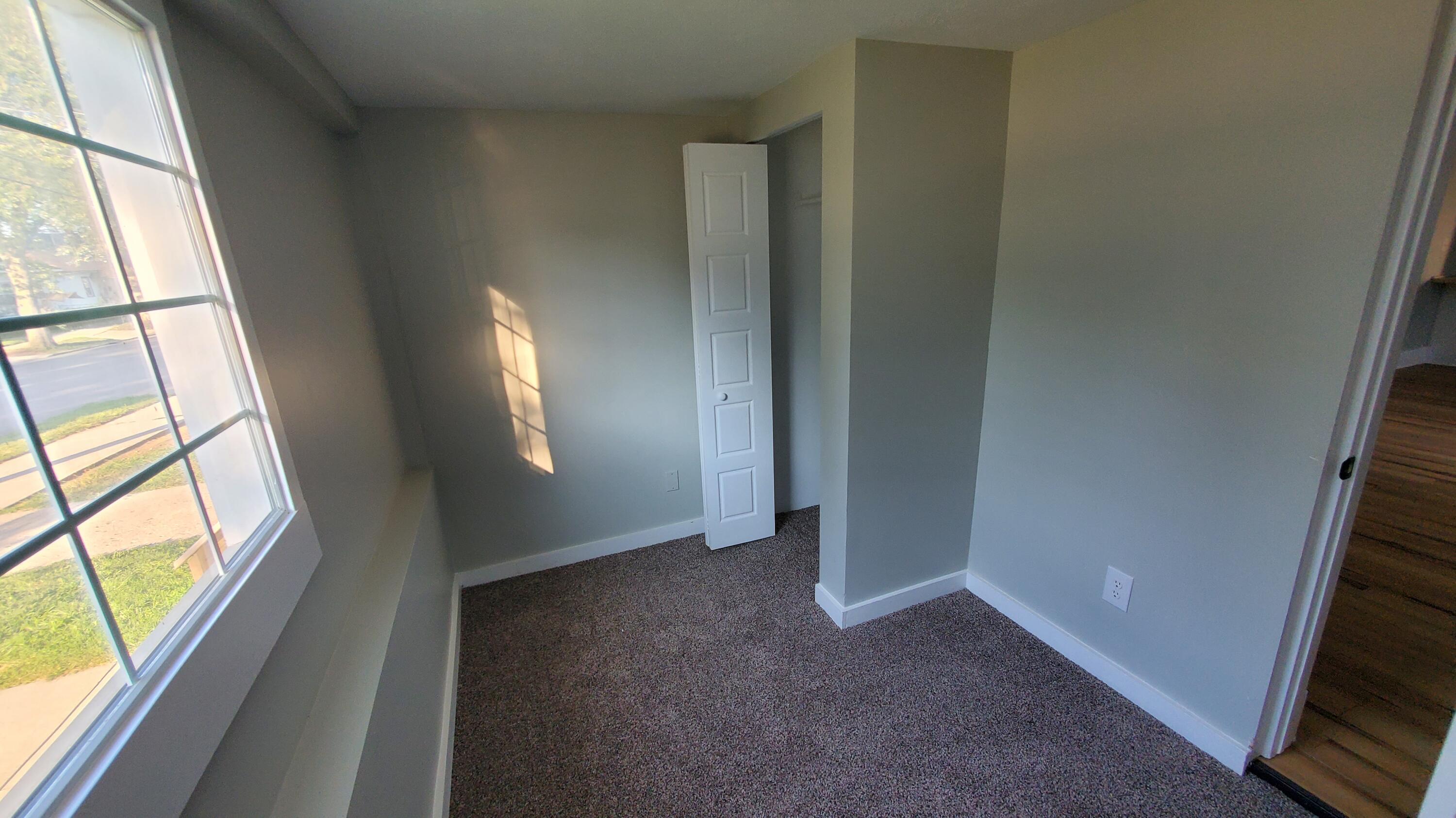 1106 Dickinson Street SE Grand Rapids MI 49507