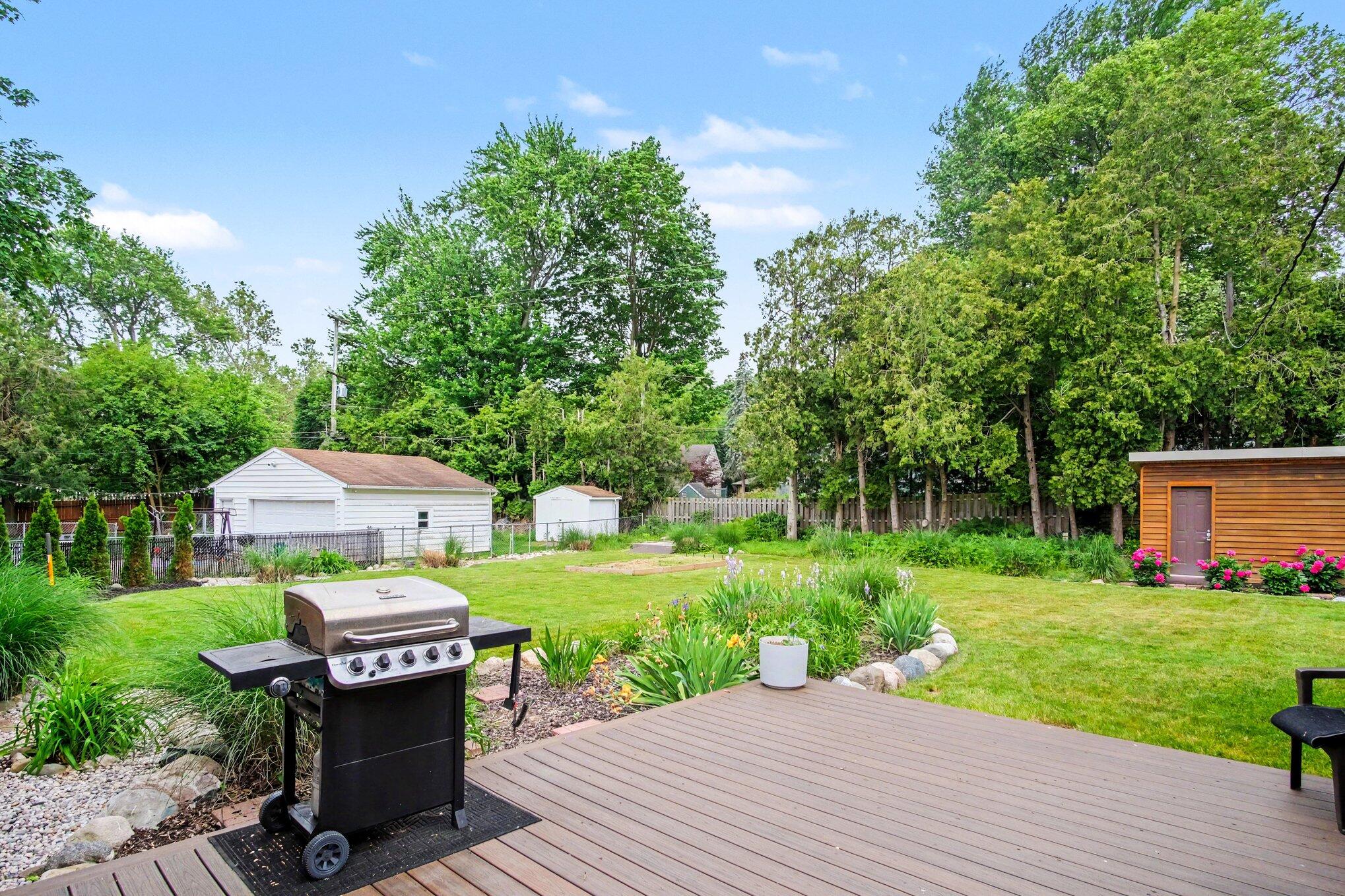 739 Old Gate Road NW Grand Rapids MI 49504