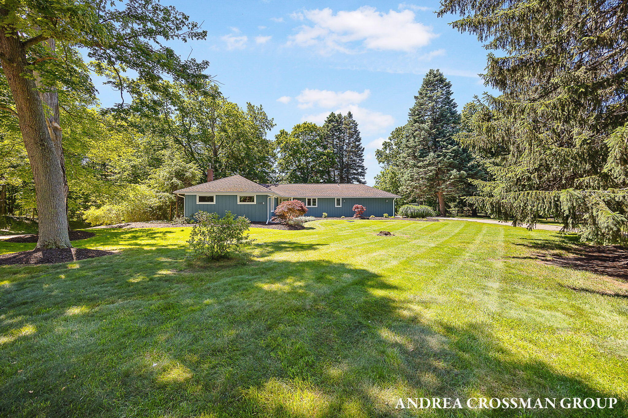 2056 Lakeshore Drive Fennville MI 49408