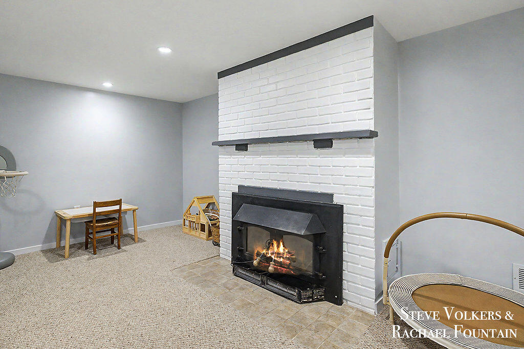 927 Joslin Street SE Grand Rapids MI 49507