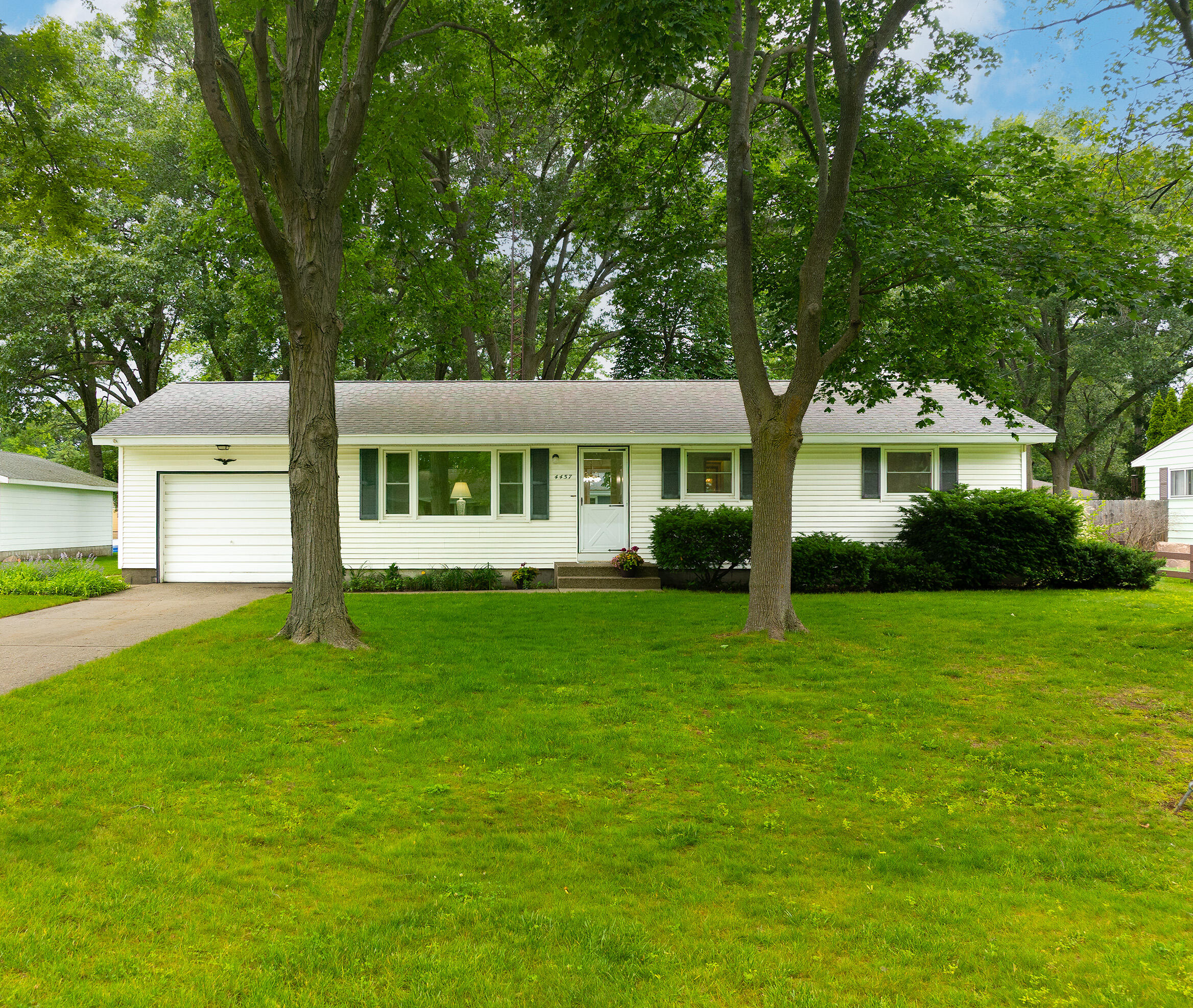 4457 Poulin Street Muskegon MI 49441