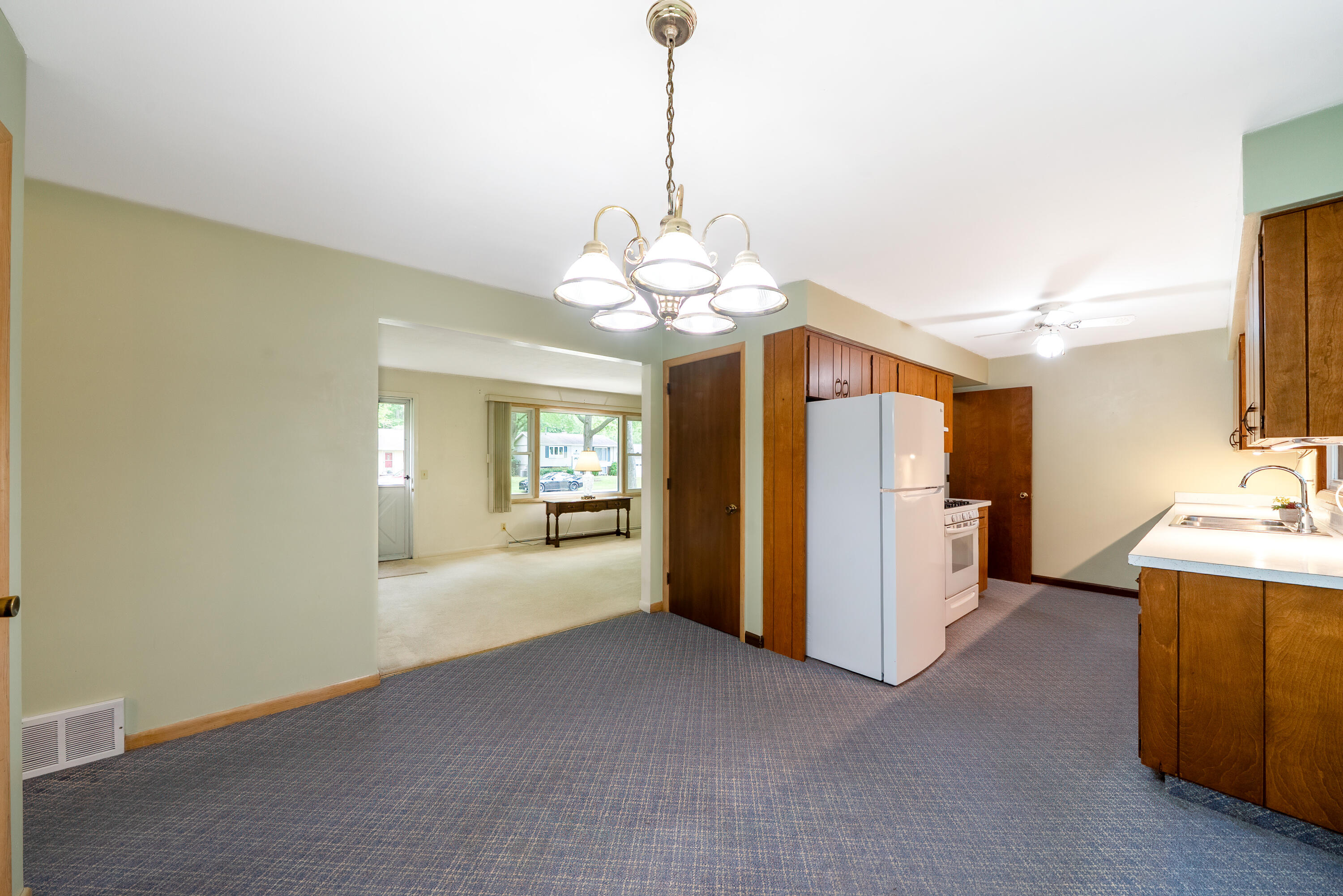 4457 Poulin Street Muskegon MI 49441