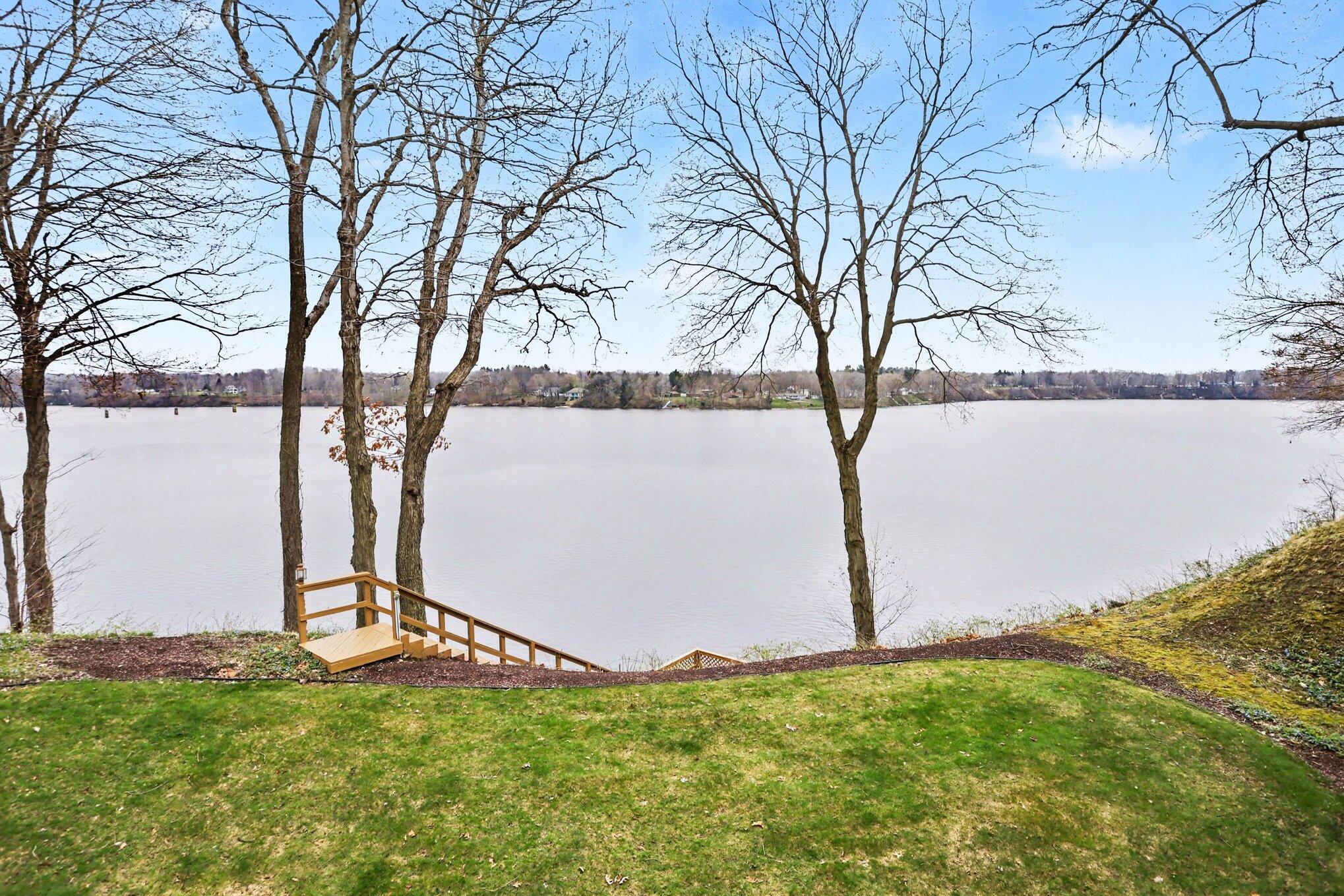 9895 Lakeview Drive Berrien Springs MI 49103