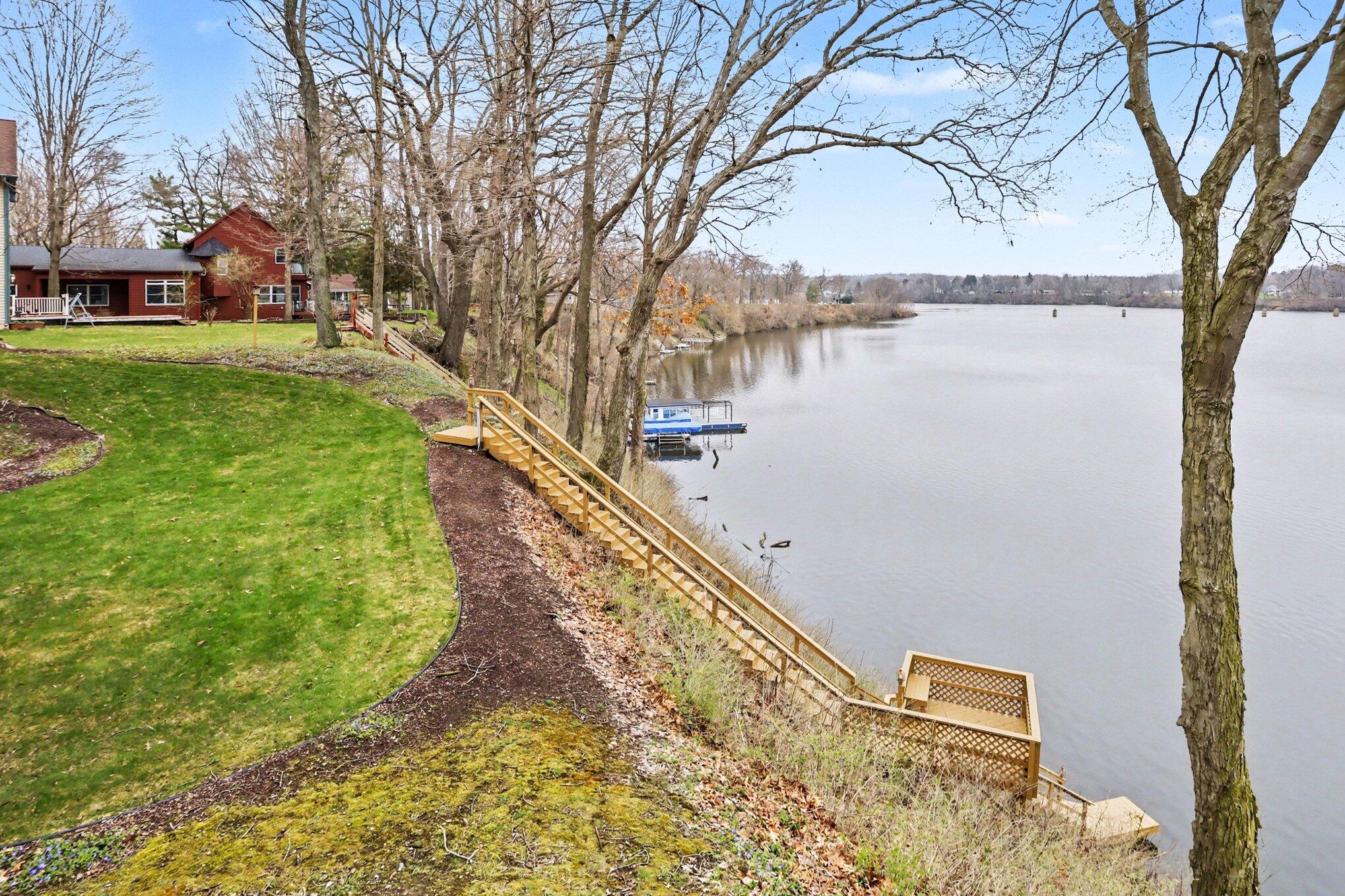 9895 Lakeview Drive Berrien Springs MI 49103
