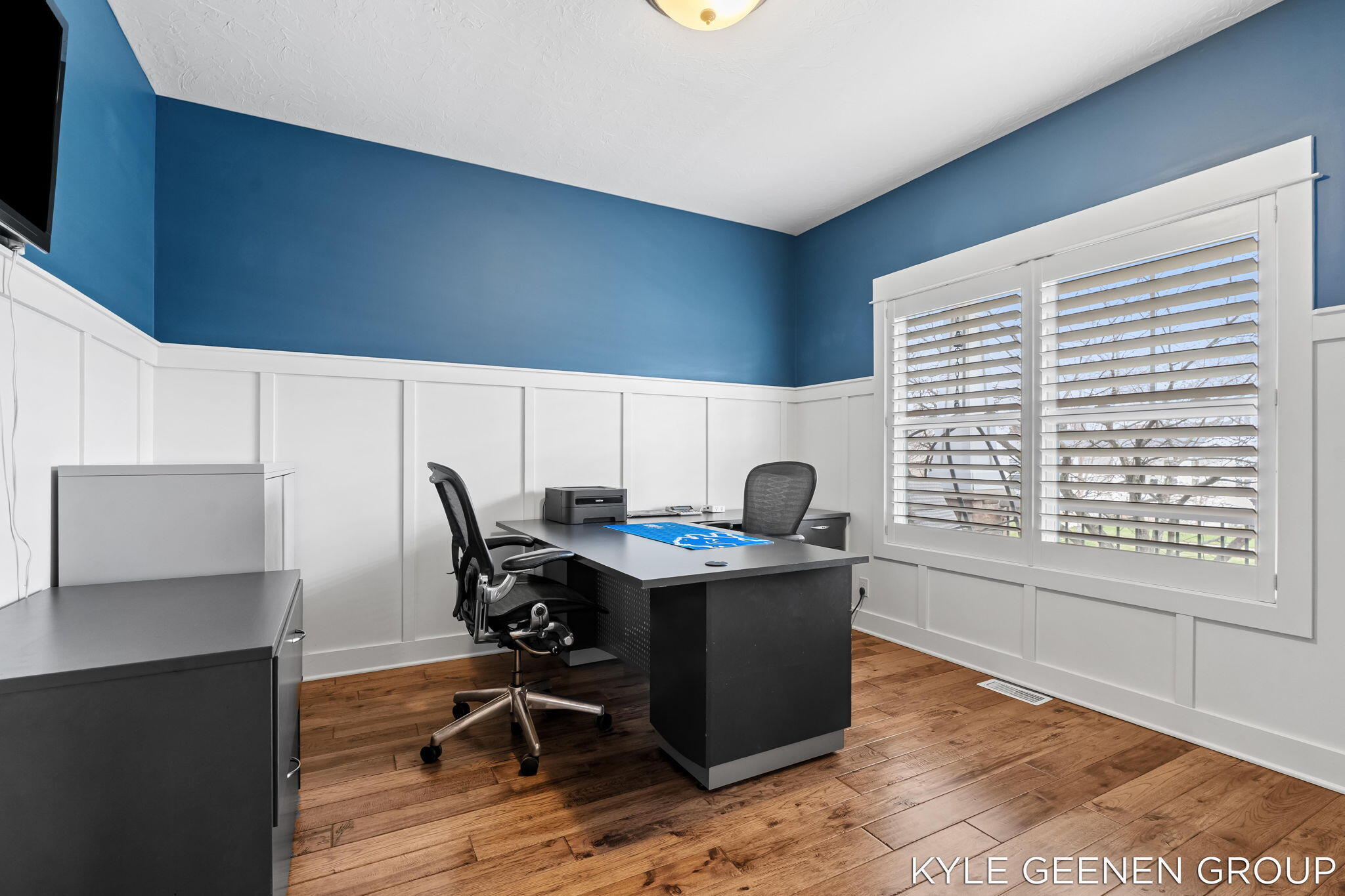 564 Blackstone Street Holland MI 49423