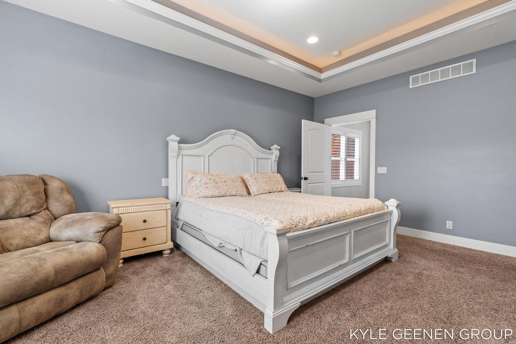 564 Blackstone Street Holland MI 49423