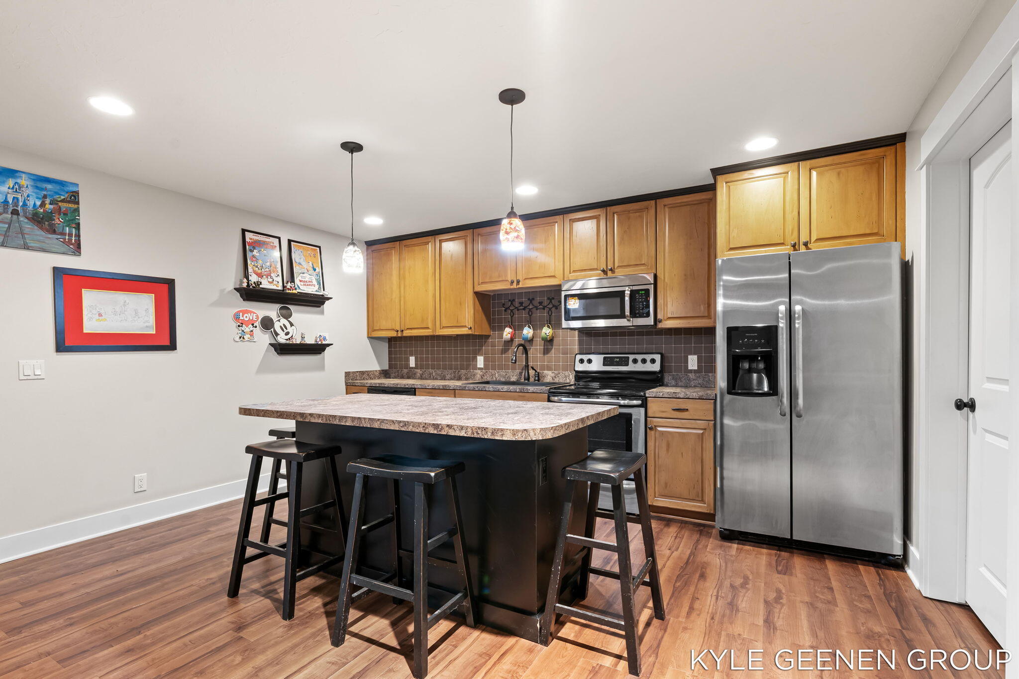 564 Blackstone Street Holland MI 49423