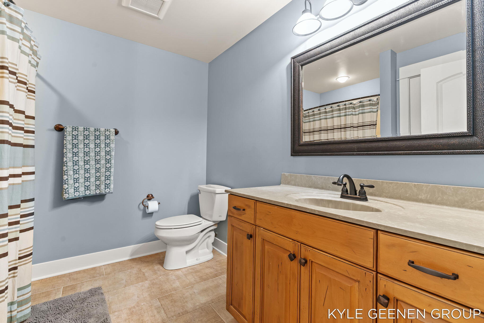 564 Blackstone Street Holland MI 49423