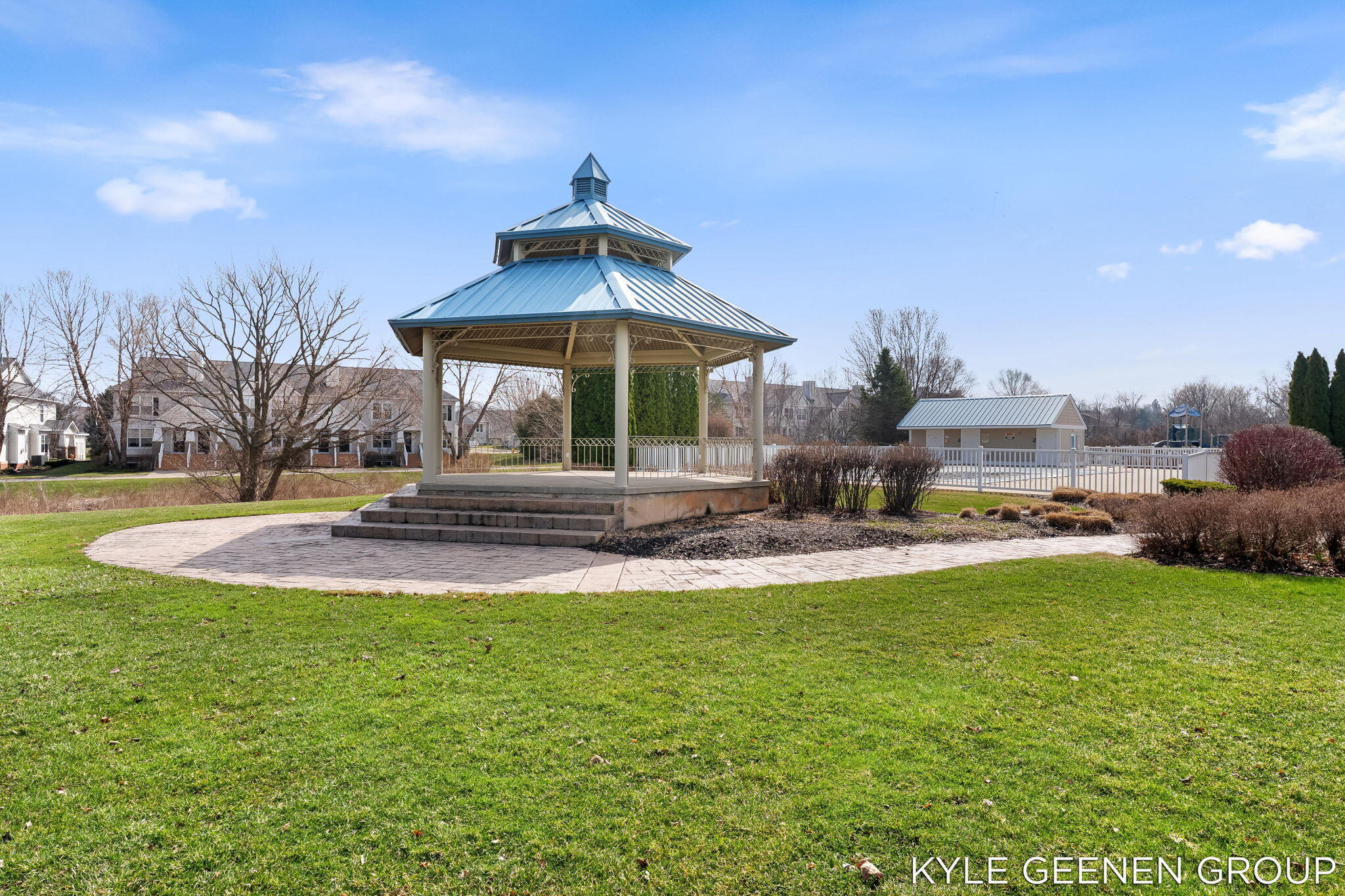 564 Blackstone Street Holland MI 49423