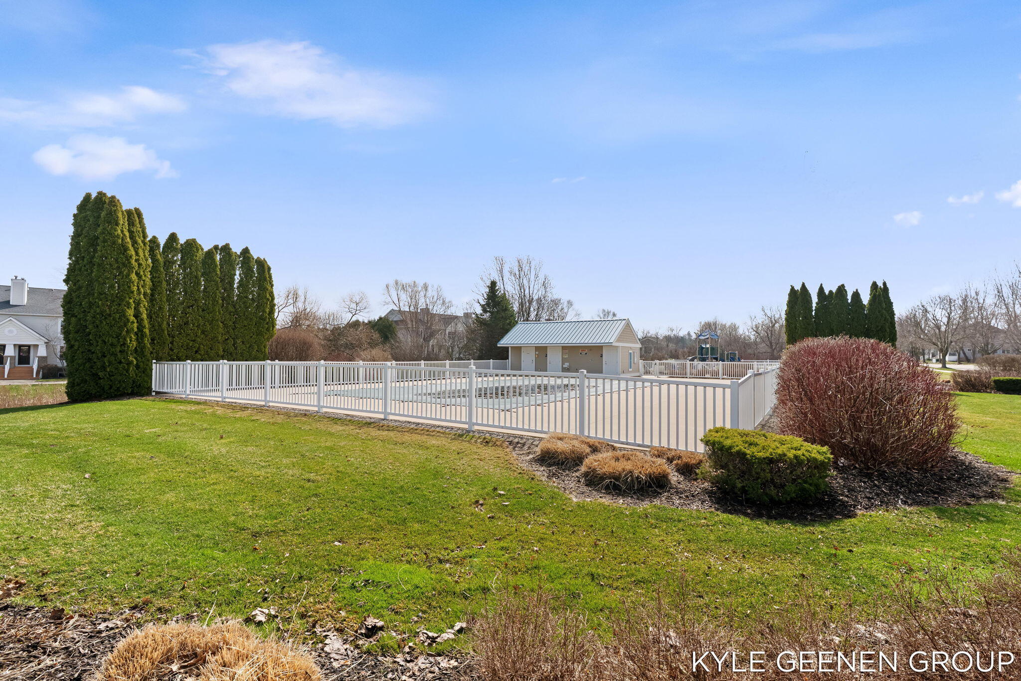 564 Blackstone Street Holland MI 49423