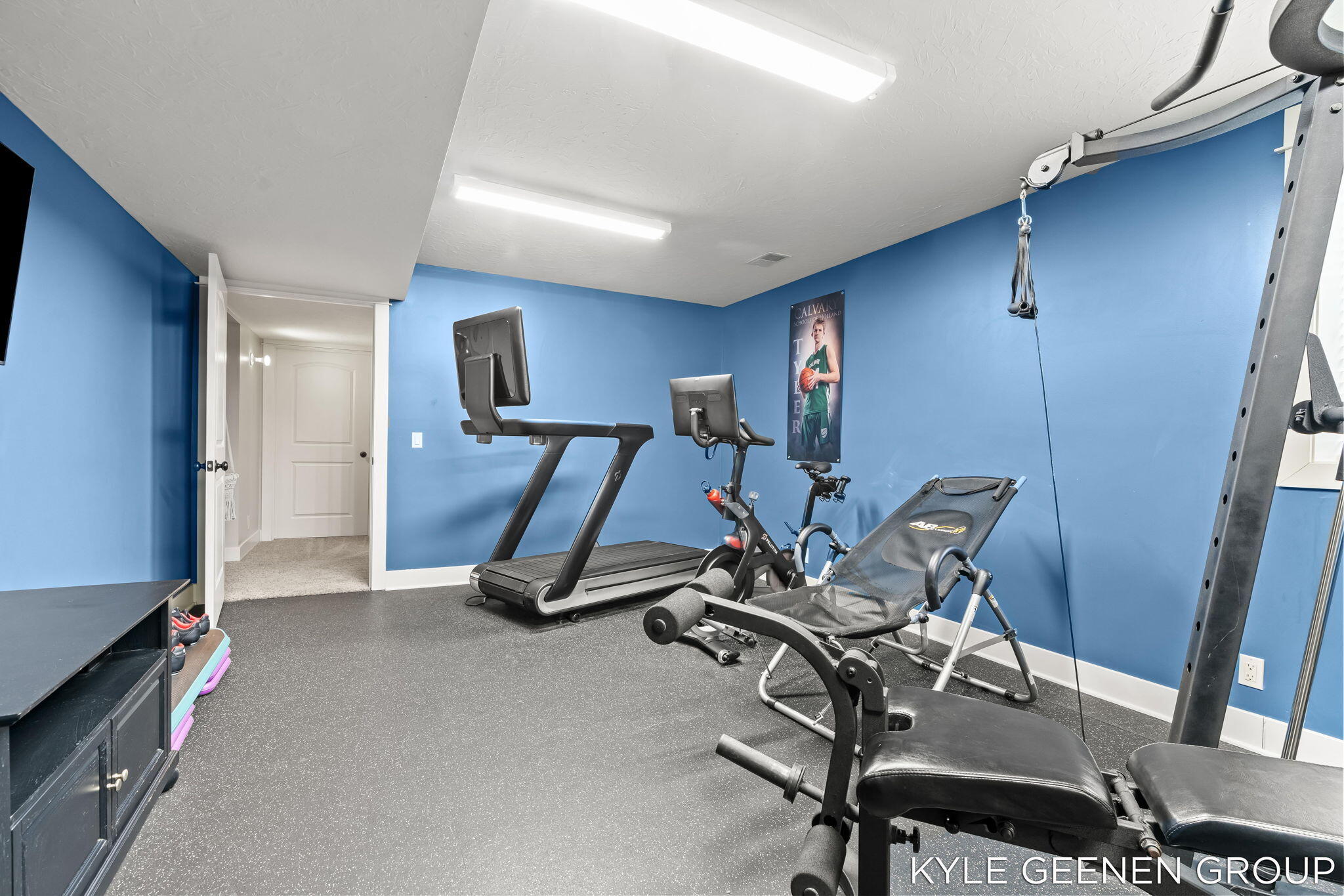 564 Blackstone Street Holland MI 49423