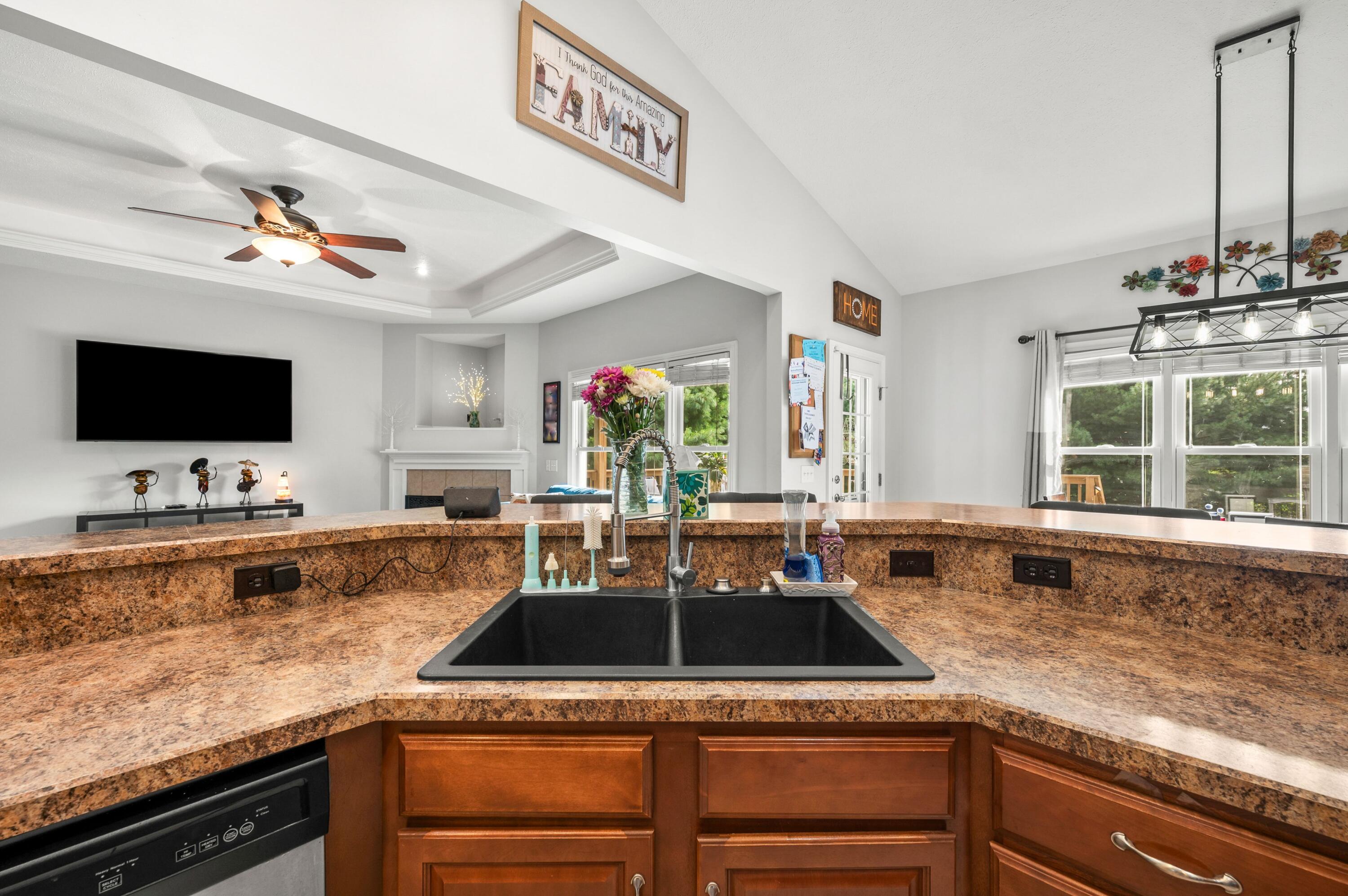 69265 Sundance Drive Edwardsburg MI 49112