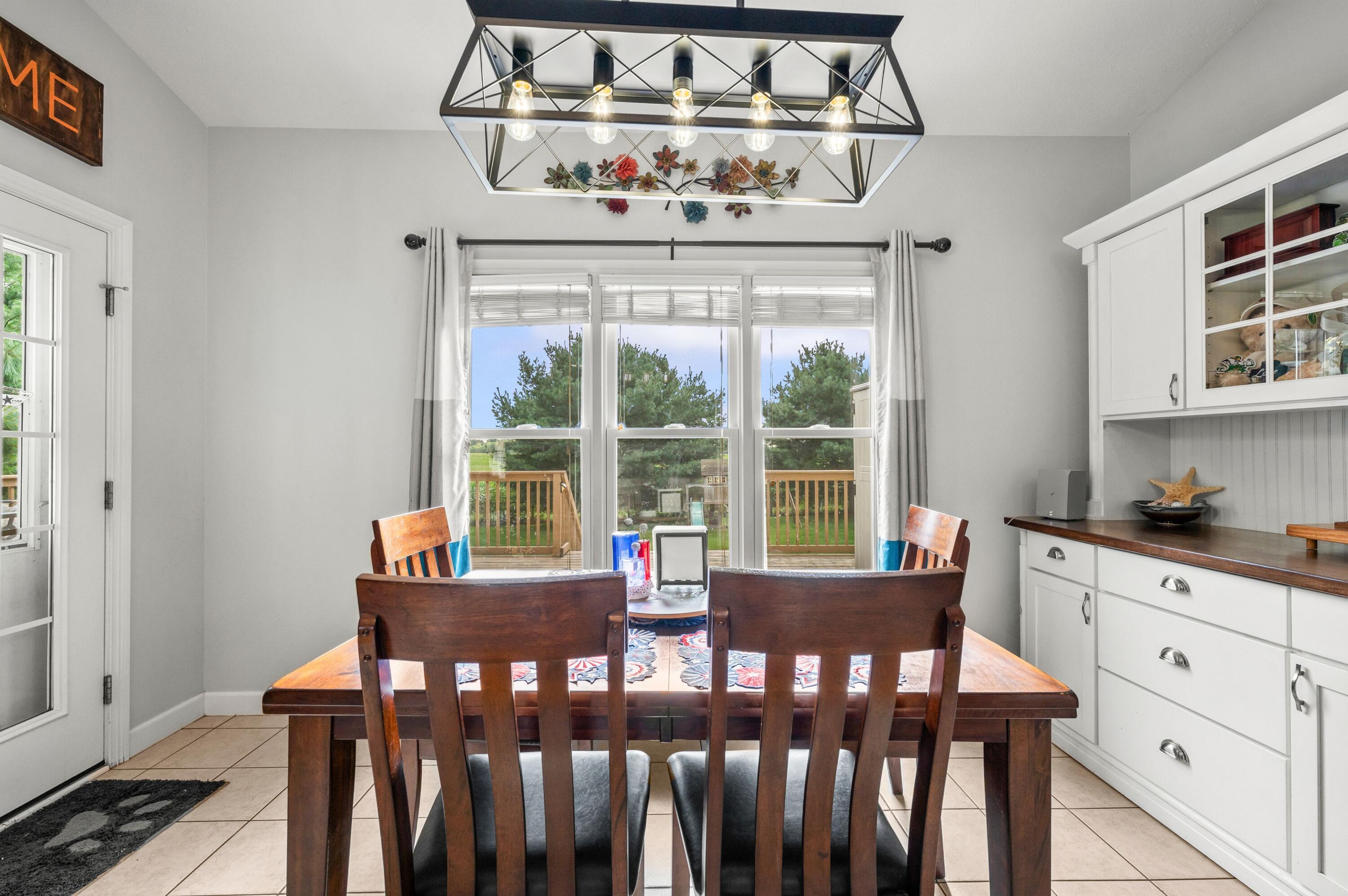 69265 Sundance Drive Edwardsburg MI 49112