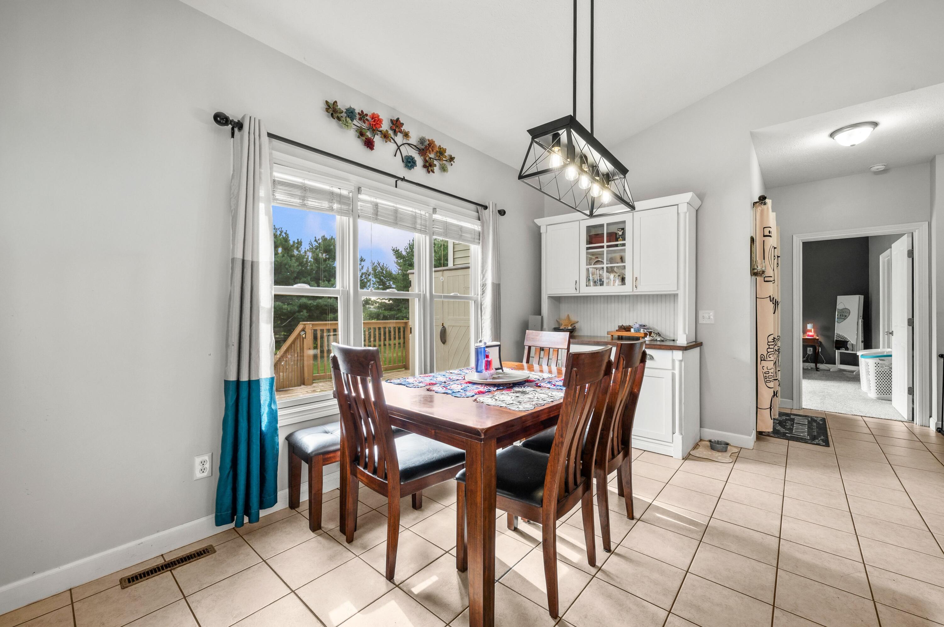 69265 Sundance Drive Edwardsburg MI 49112
