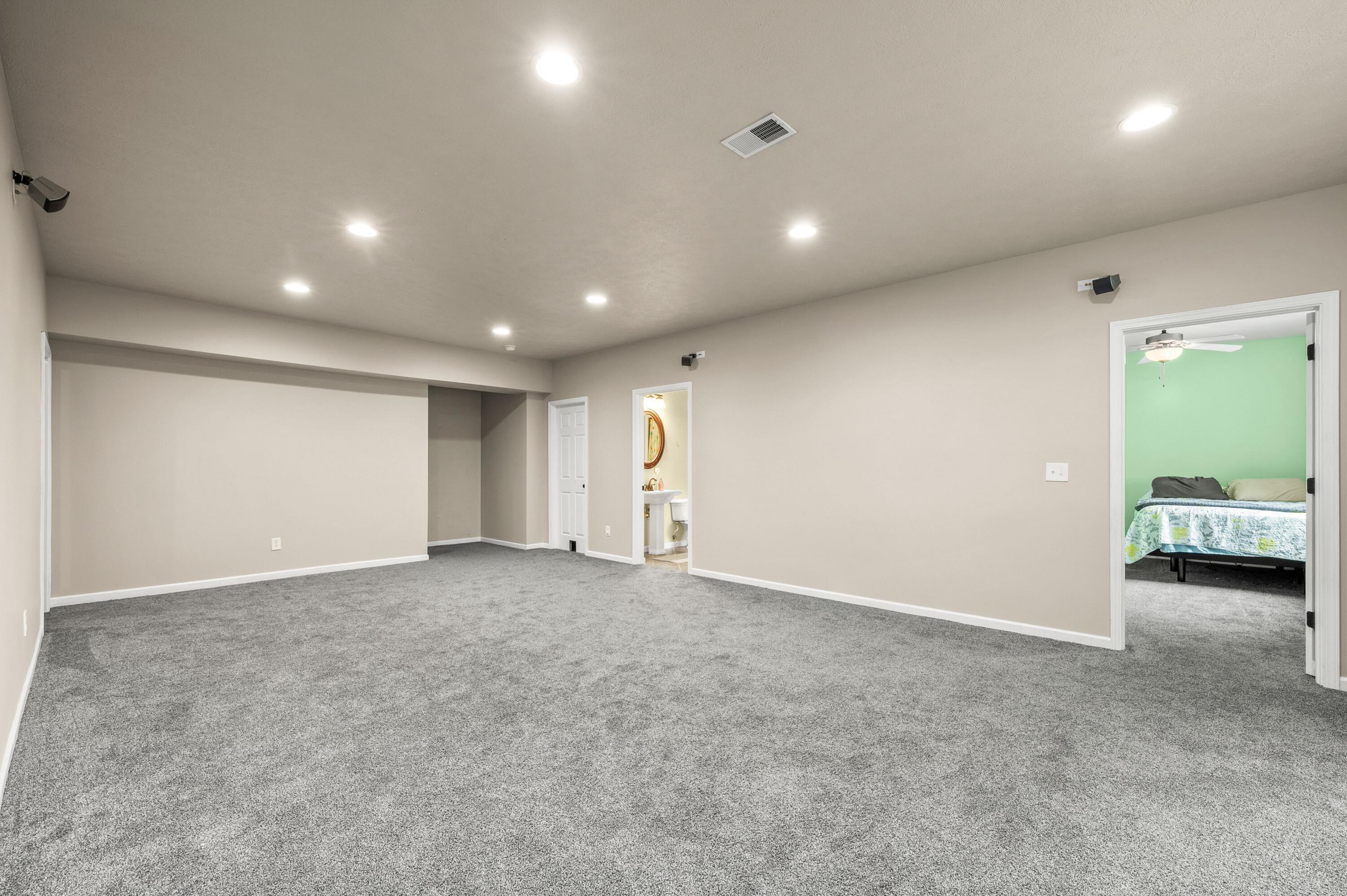 69265 Sundance Drive Edwardsburg MI 49112