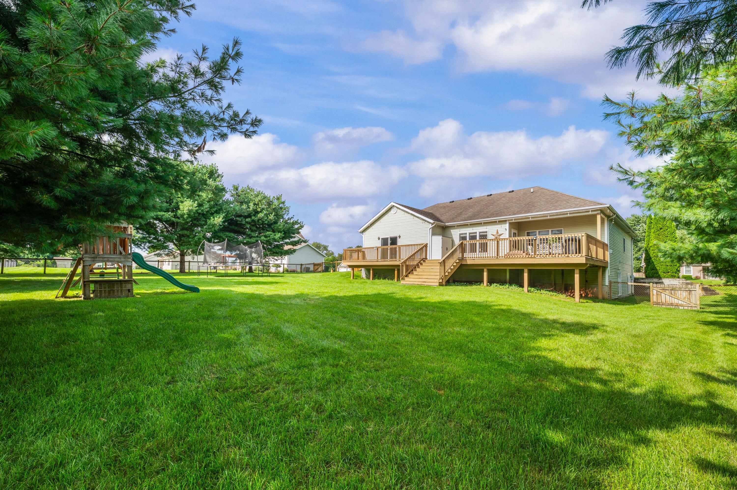 69265 Sundance Drive Edwardsburg MI 49112