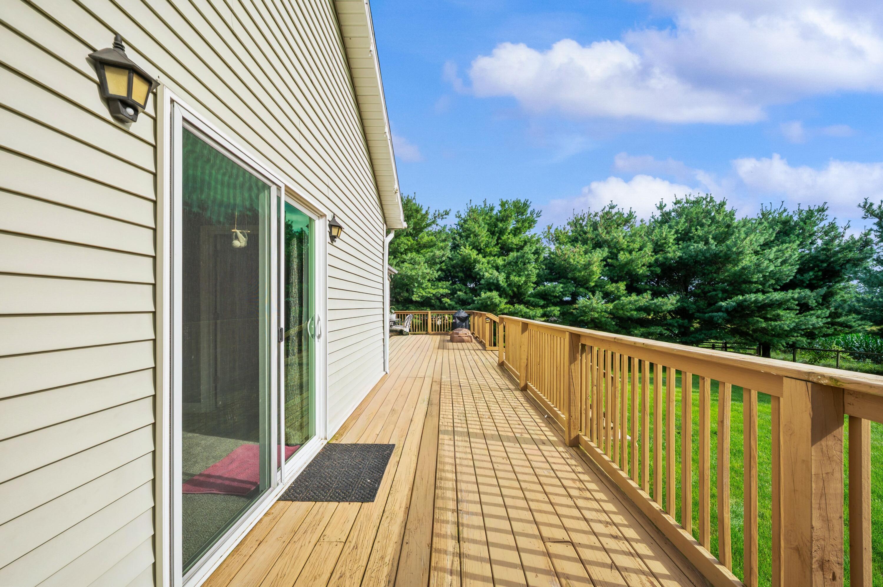 69265 Sundance Drive Edwardsburg MI 49112