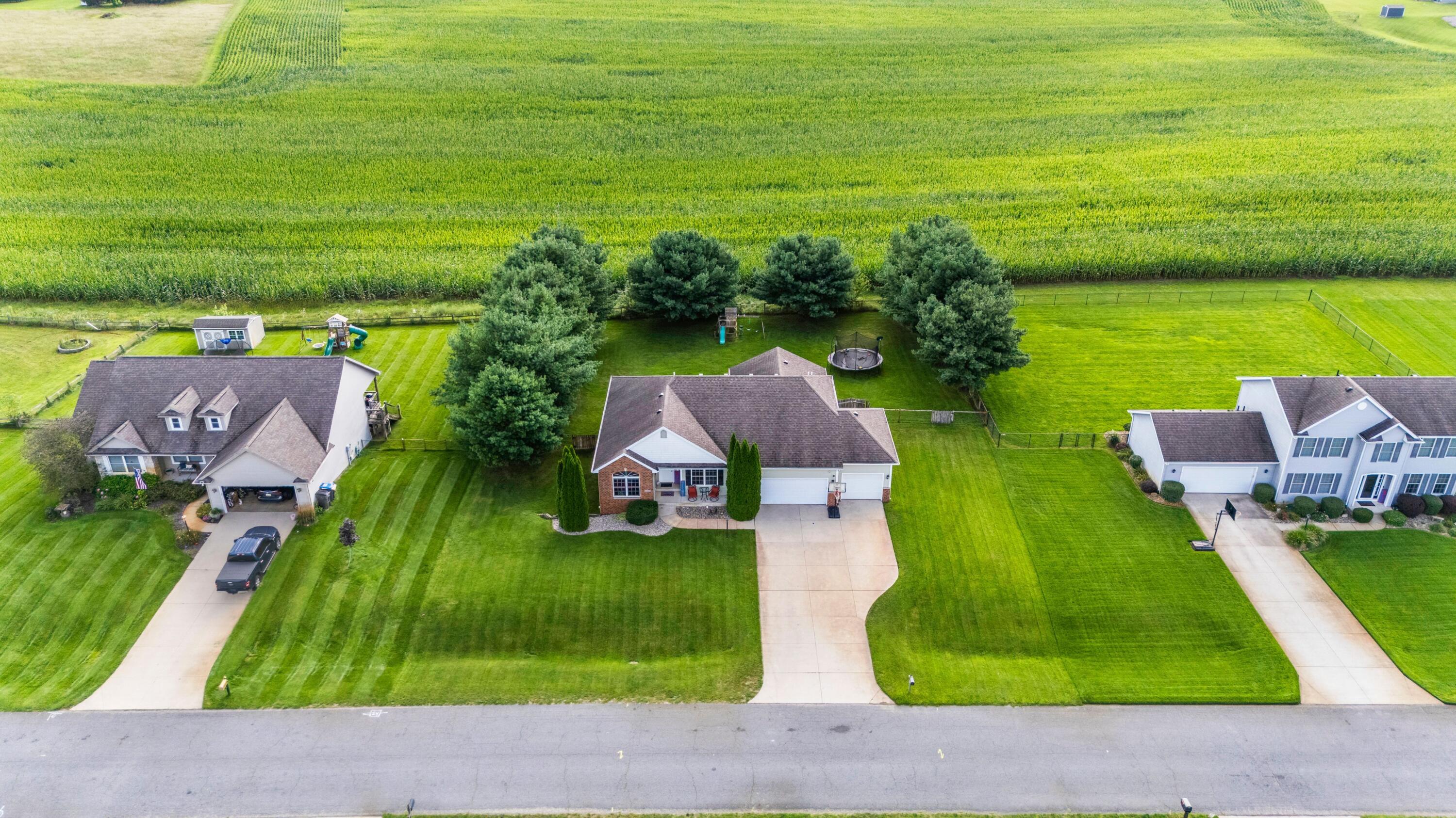 69265 Sundance Drive Edwardsburg MI 49112