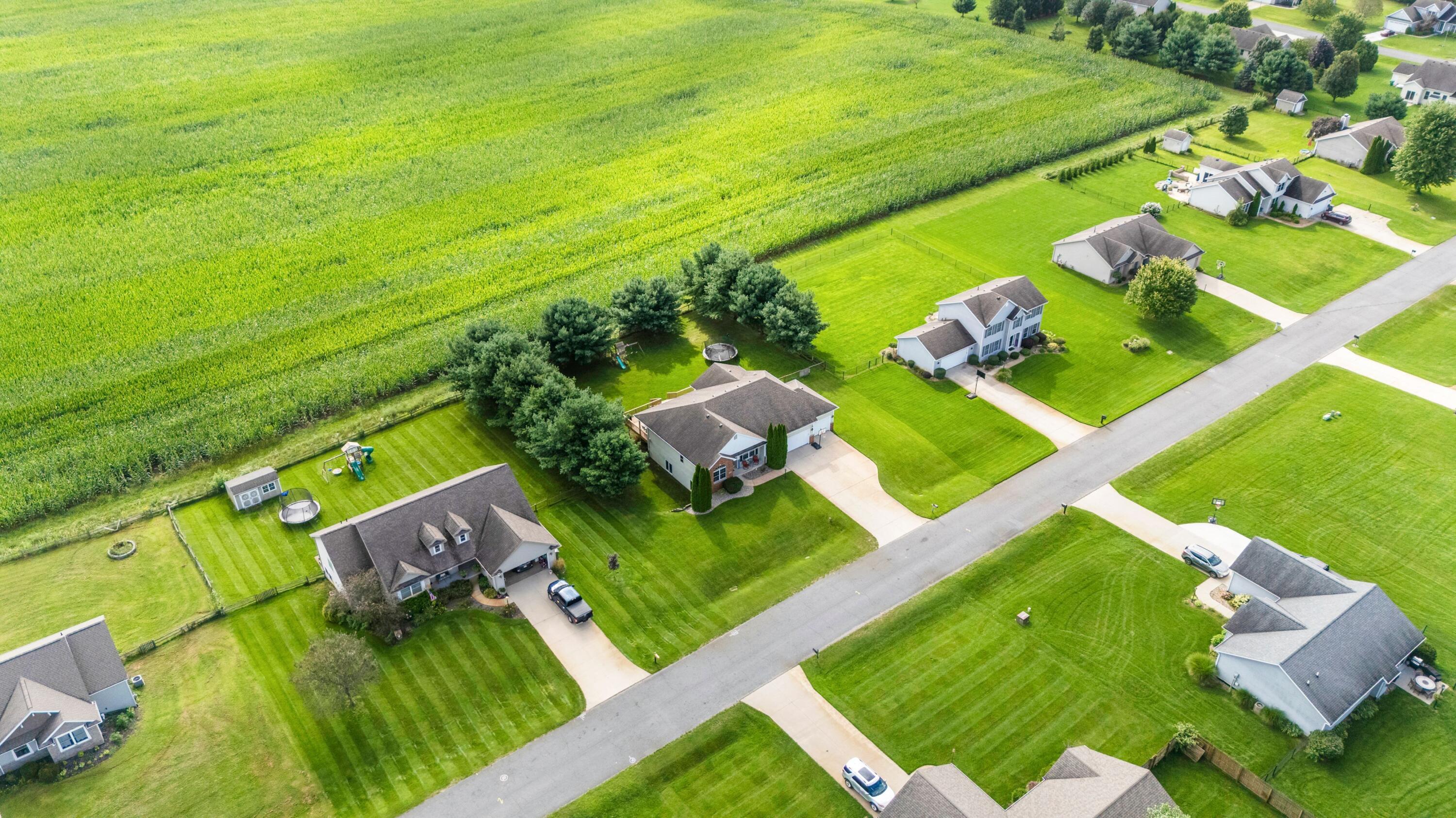 69265 Sundance Drive Edwardsburg MI 49112