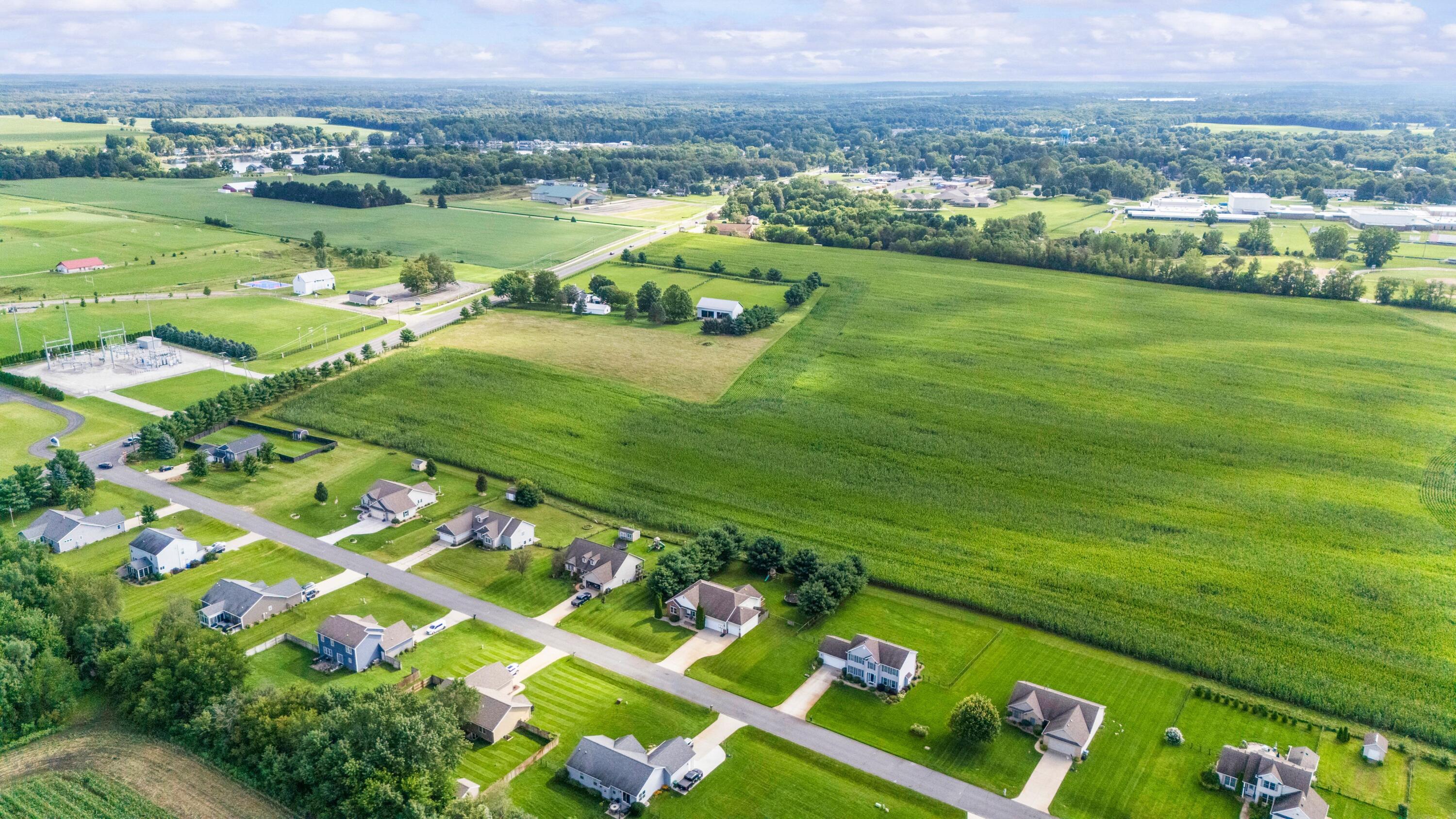 69265 Sundance Drive Edwardsburg MI 49112