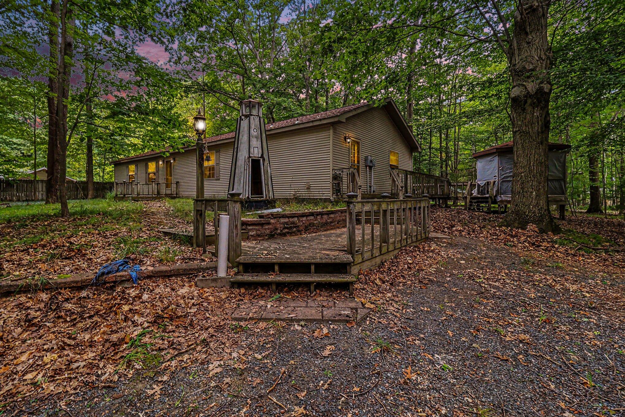 6911 W Beech Street Ludington MI 49431