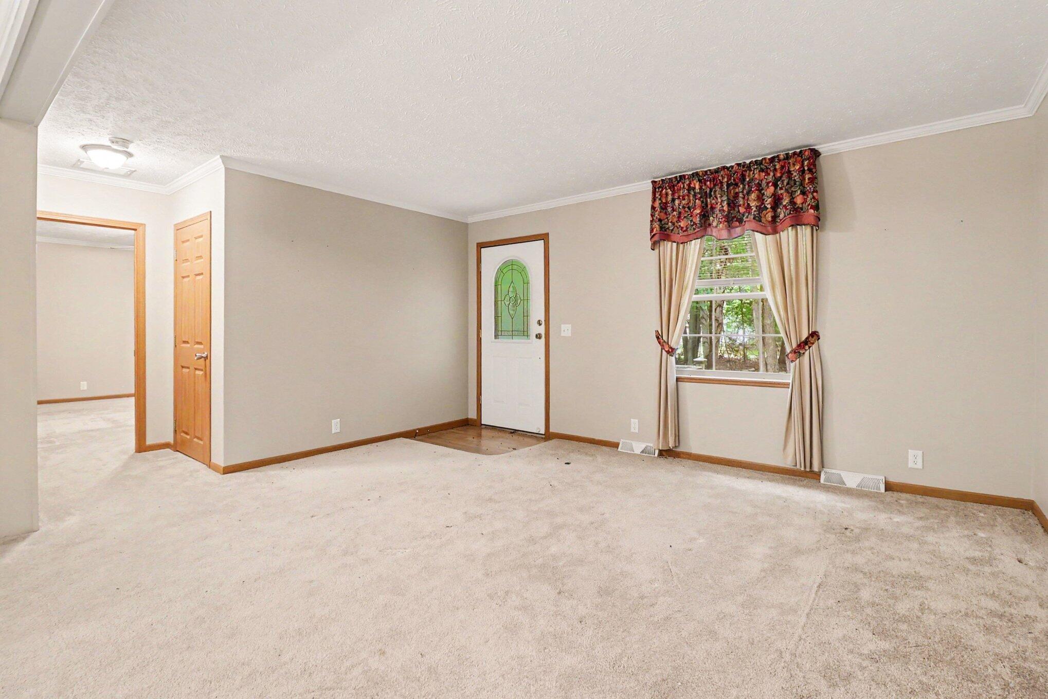 6911 W Beech Street Ludington MI 49431