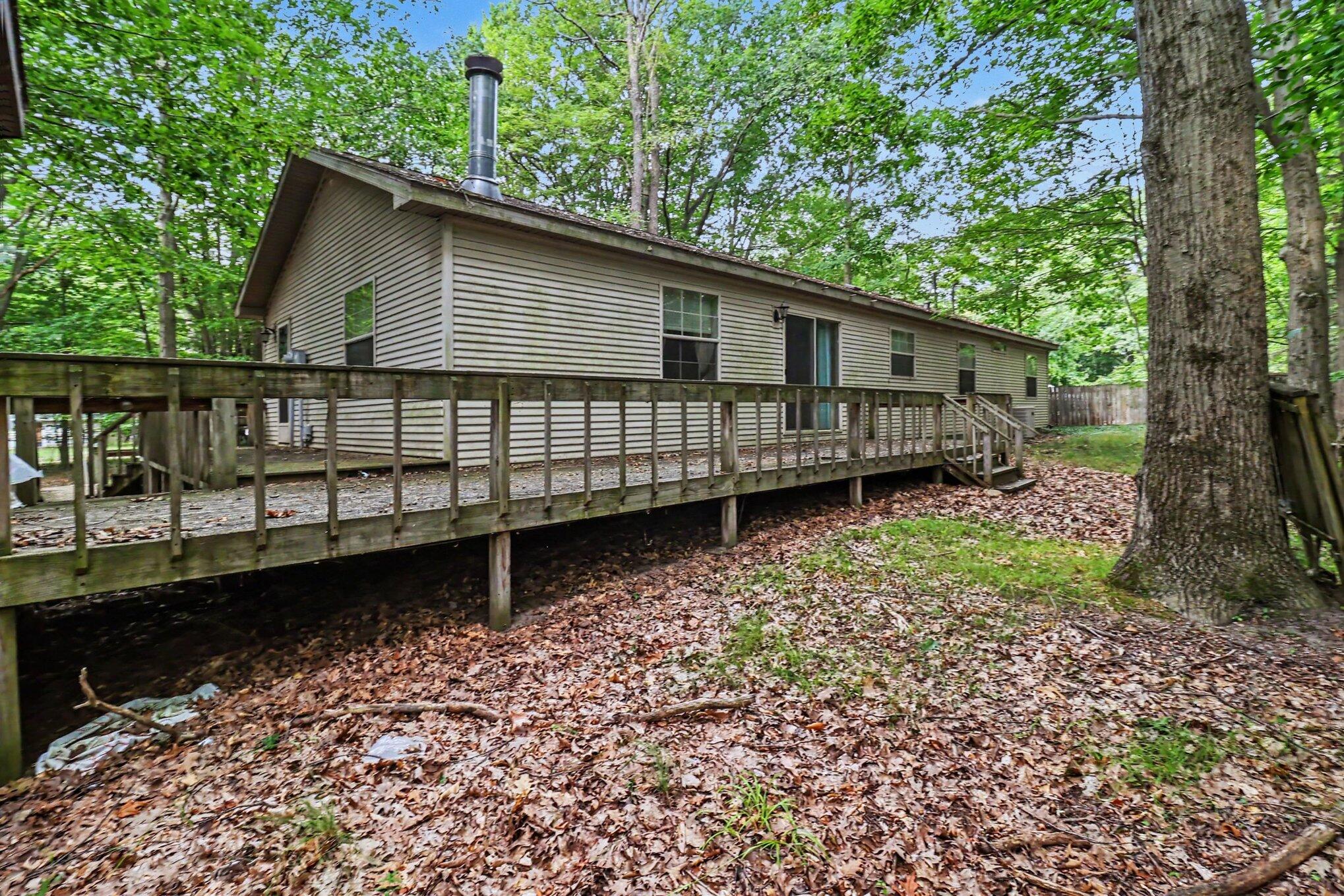 6911 W Beech Street Ludington MI 49431