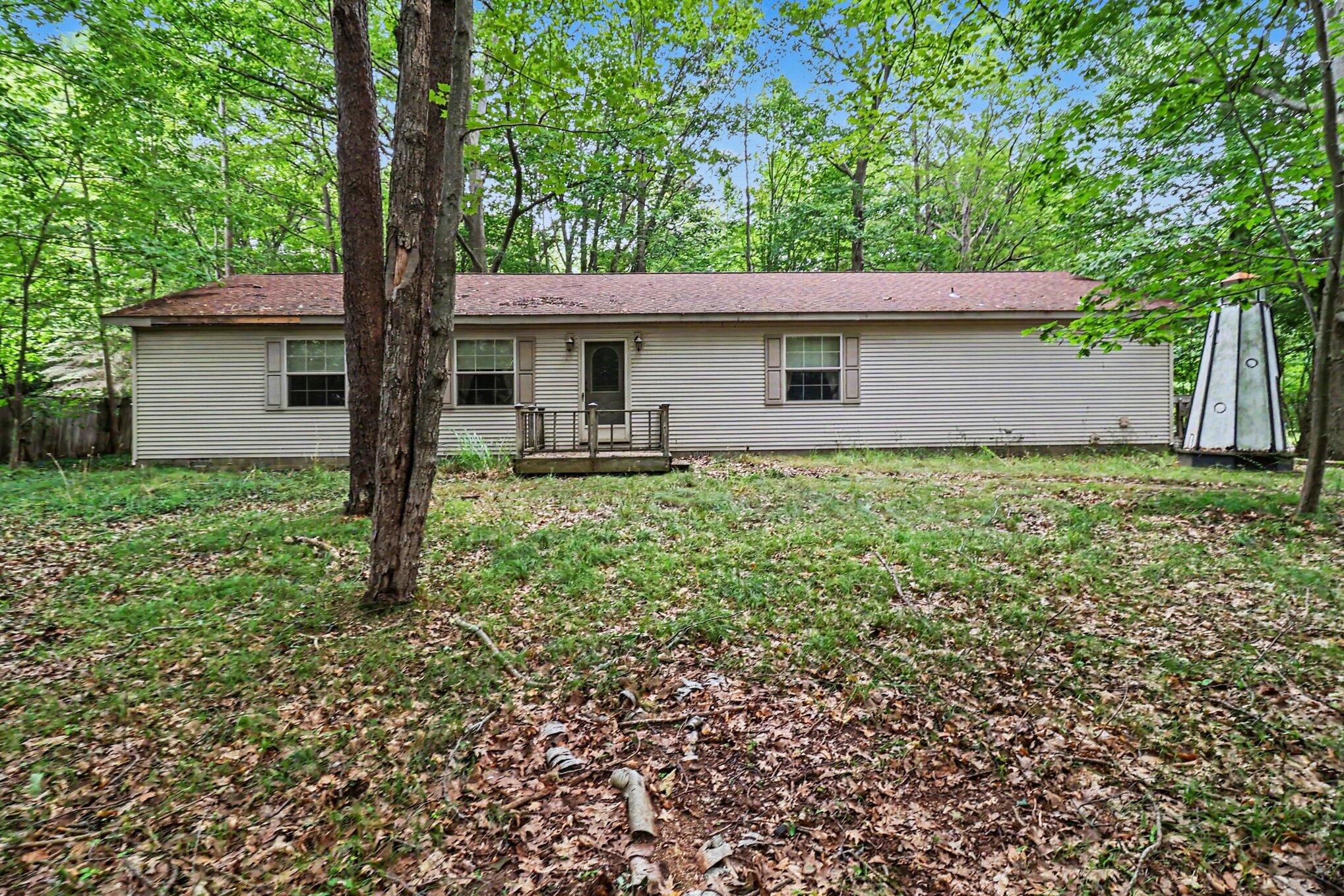 6911 W Beech Street Ludington MI 49431