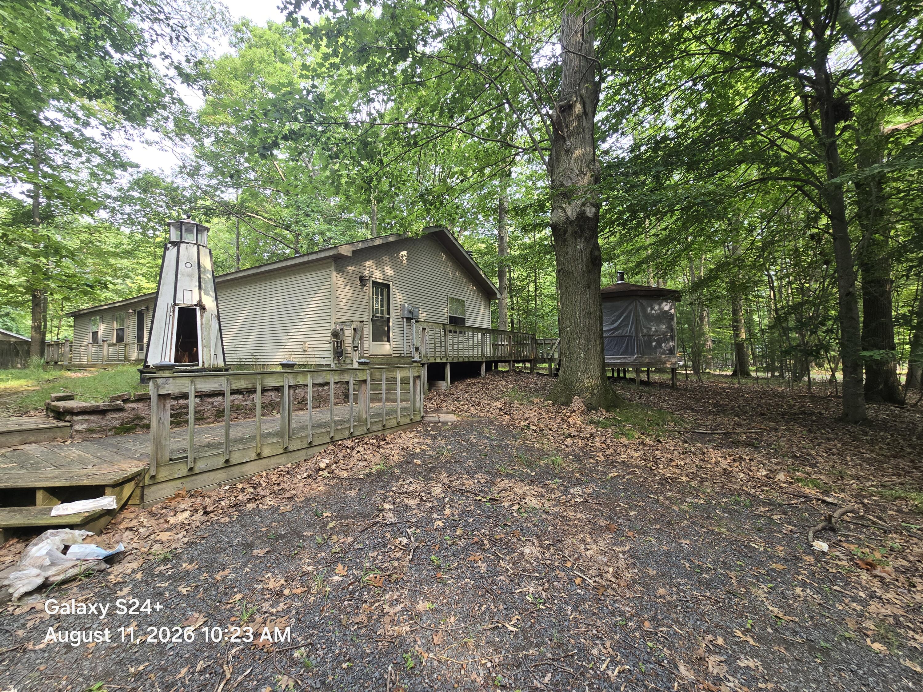 6911 W Beech Street Ludington MI 49431