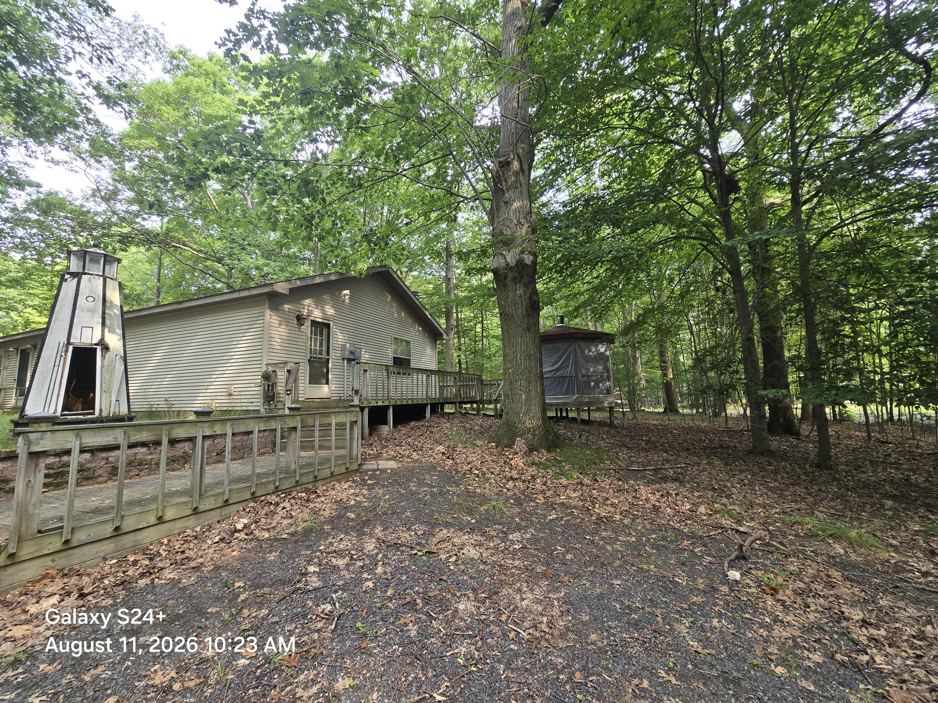6911 W Beech Street Ludington MI 49431