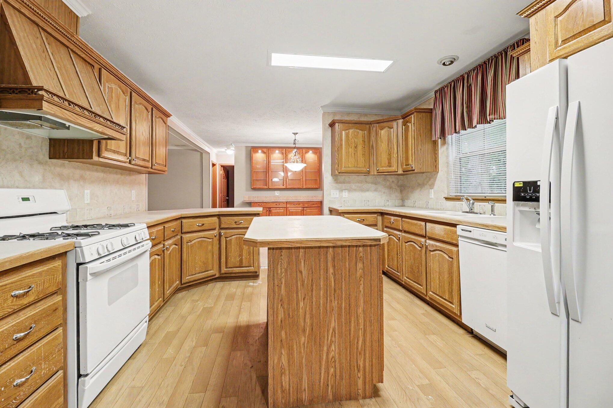 6911 W Beech Street Ludington MI 49431
