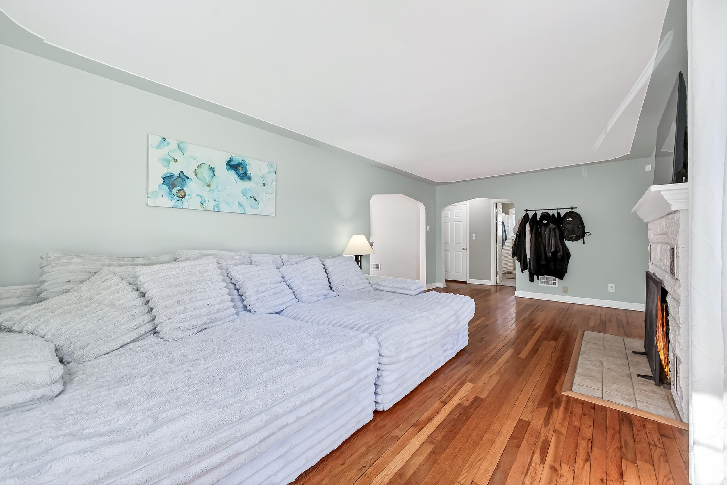 1845 Spencer Drive Norton Shores MI 49441