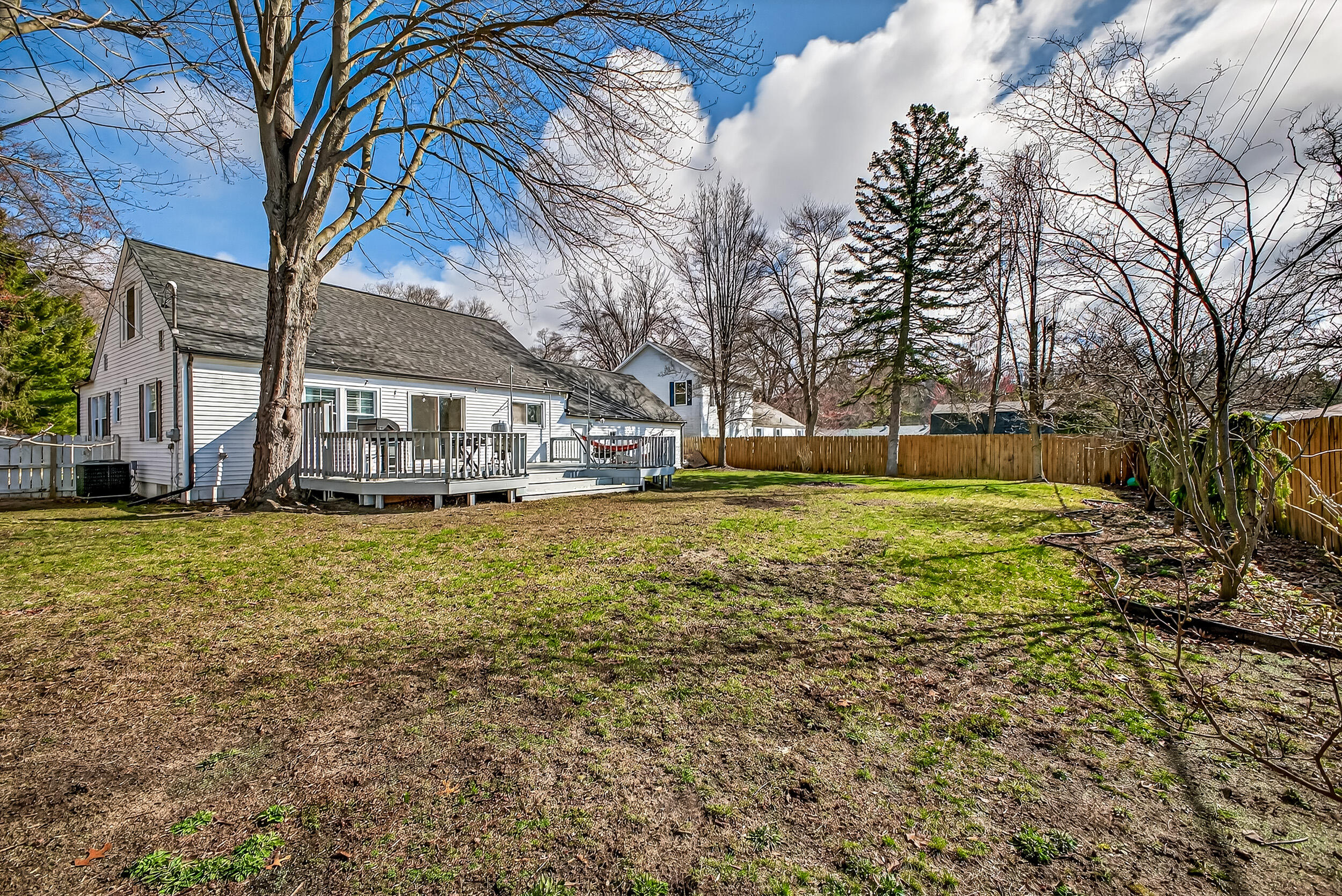 1845 Spencer Drive Norton Shores MI 49441