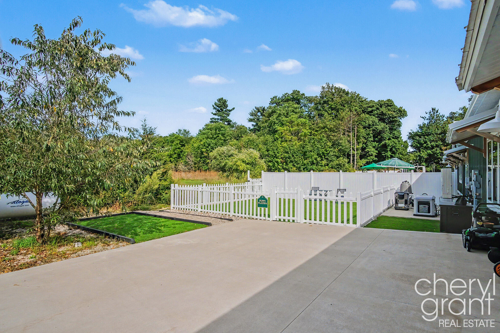 1985 68th Street Fennville MI 49408