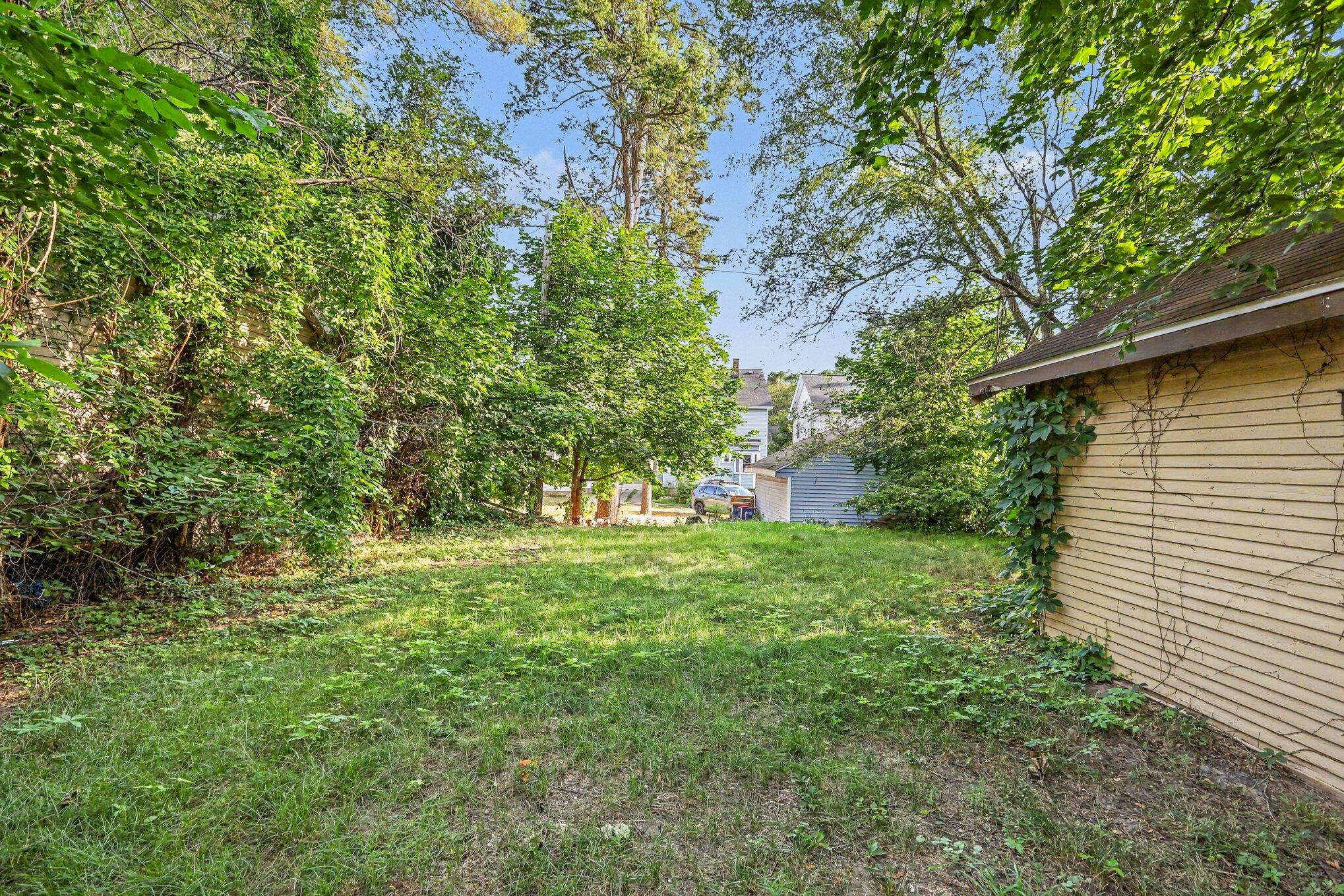 1059 M.l.k. Jr Street SE Grand Rapids MI 49507