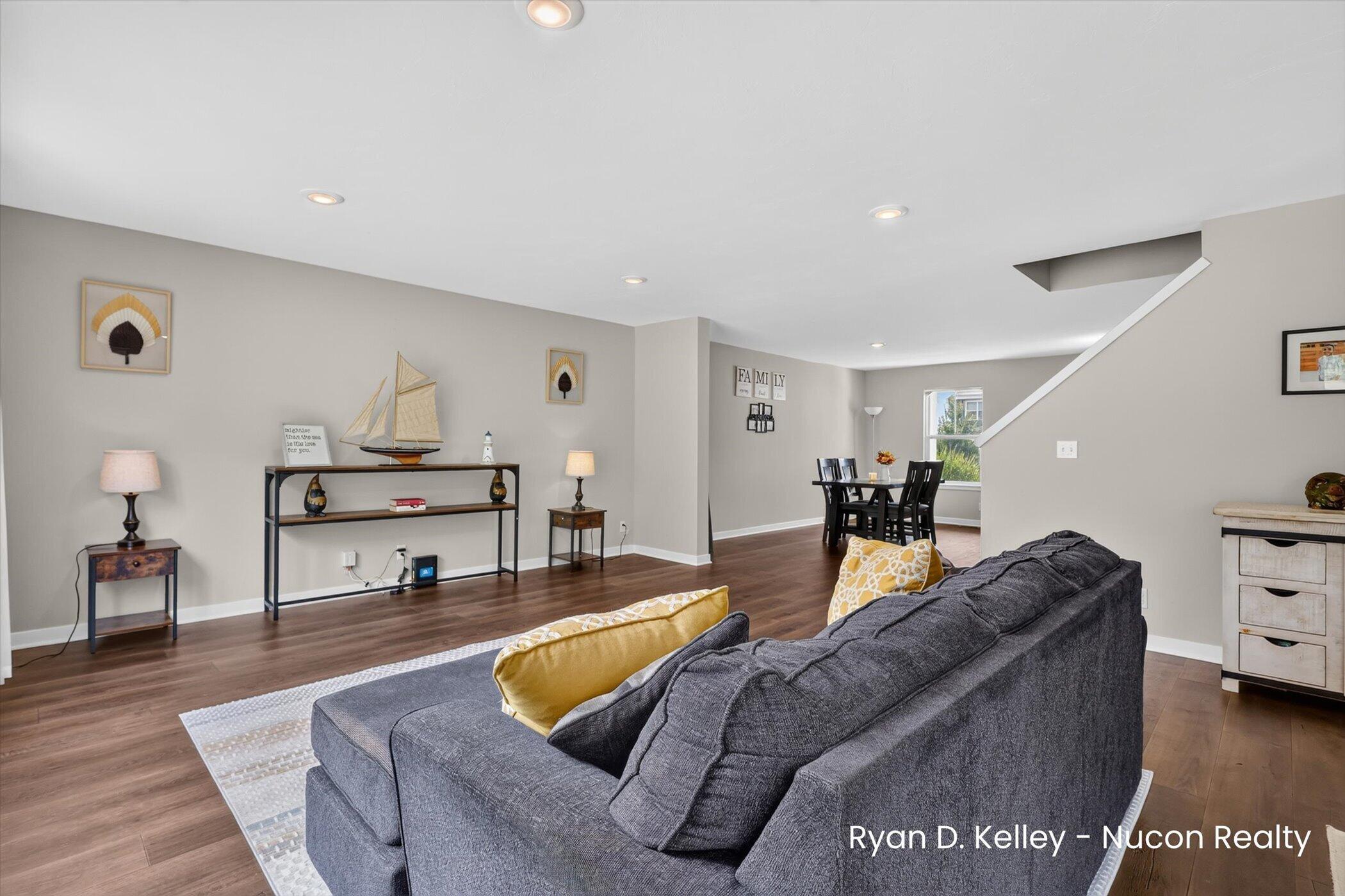 11544 Sessions Woods Drive W Grand Rapids MI 49534