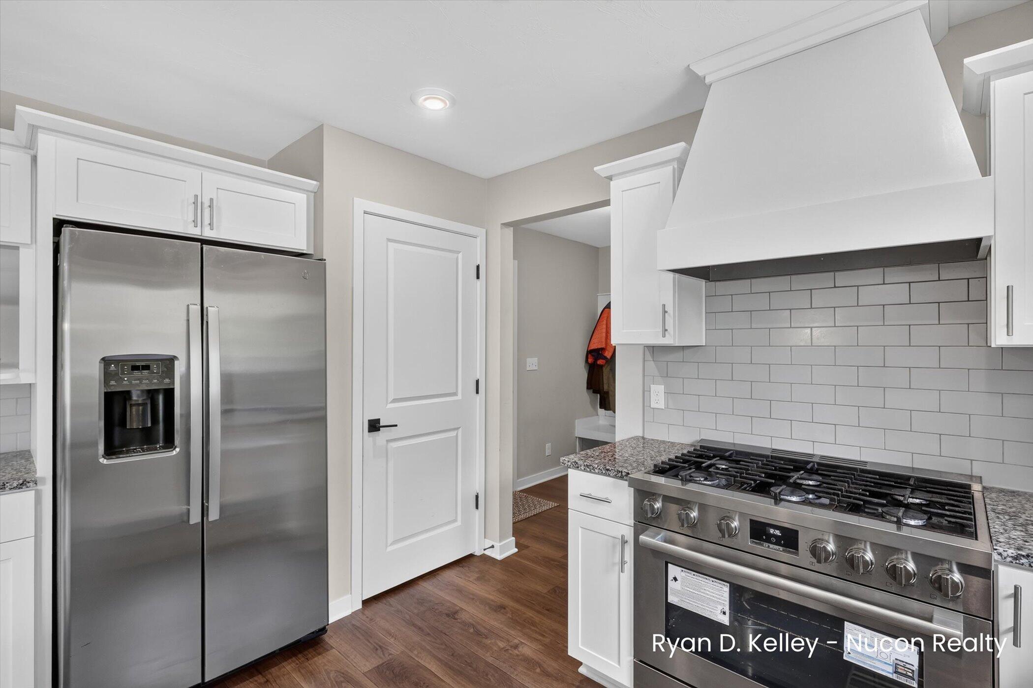 11544 Sessions Woods Drive W Grand Rapids MI 49534