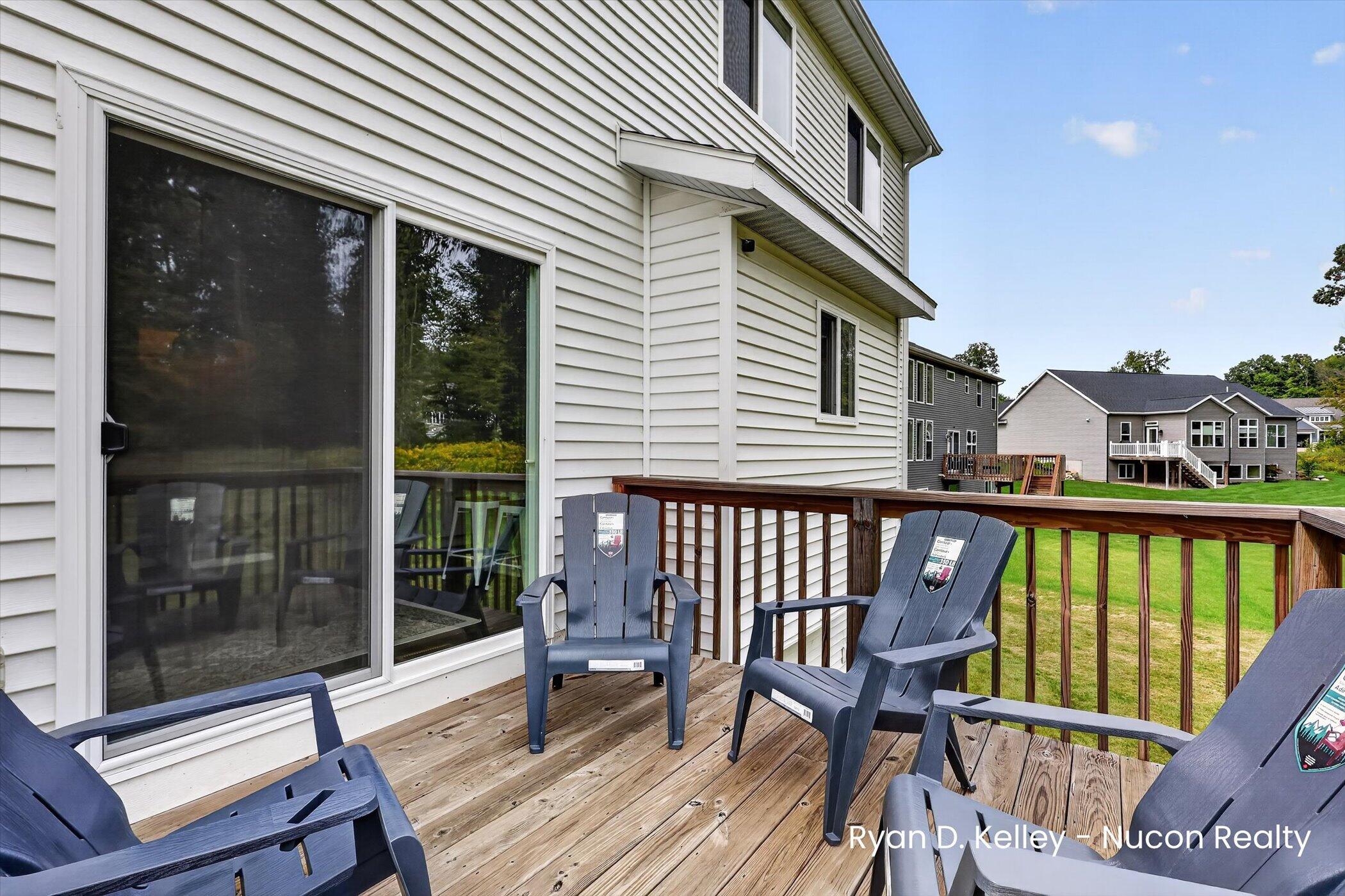 11544 Sessions Woods Drive W Grand Rapids MI 49534