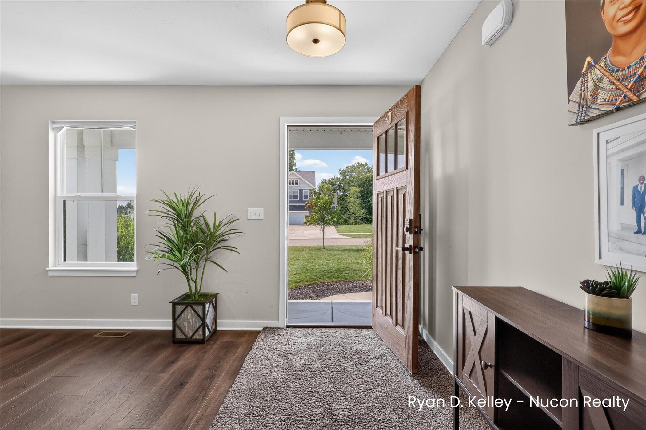 11544 Sessions Woods Drive W Grand Rapids MI 49534