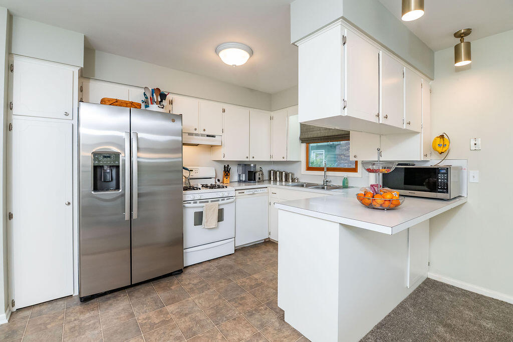 4557 Brooklyn Avenue SE Grand Rapids MI 49508