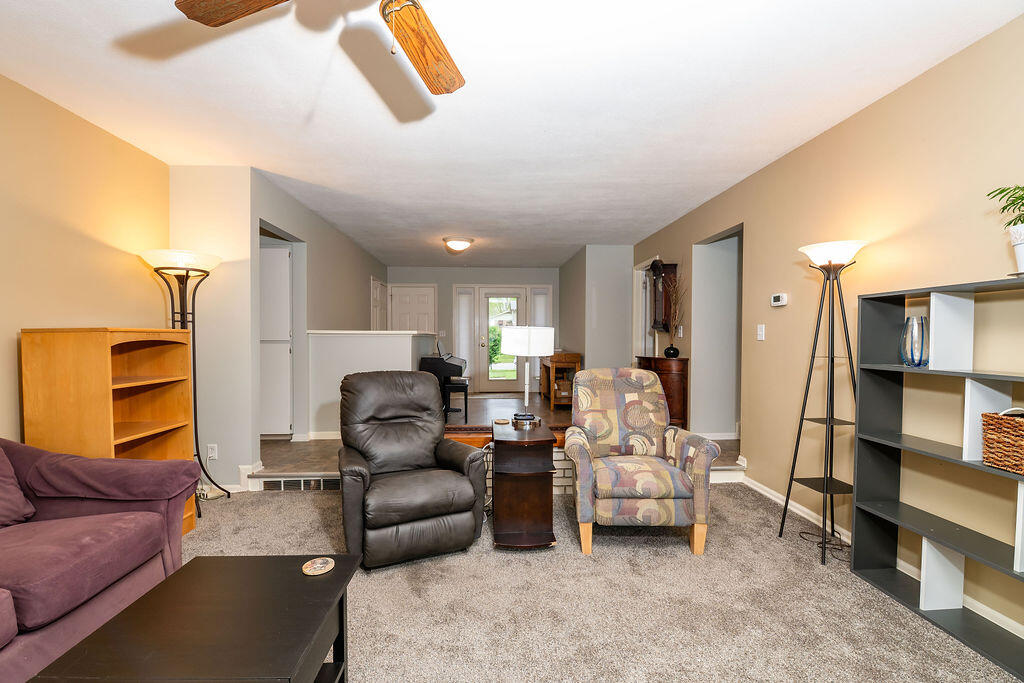 4557 Brooklyn Avenue SE Grand Rapids MI 49508